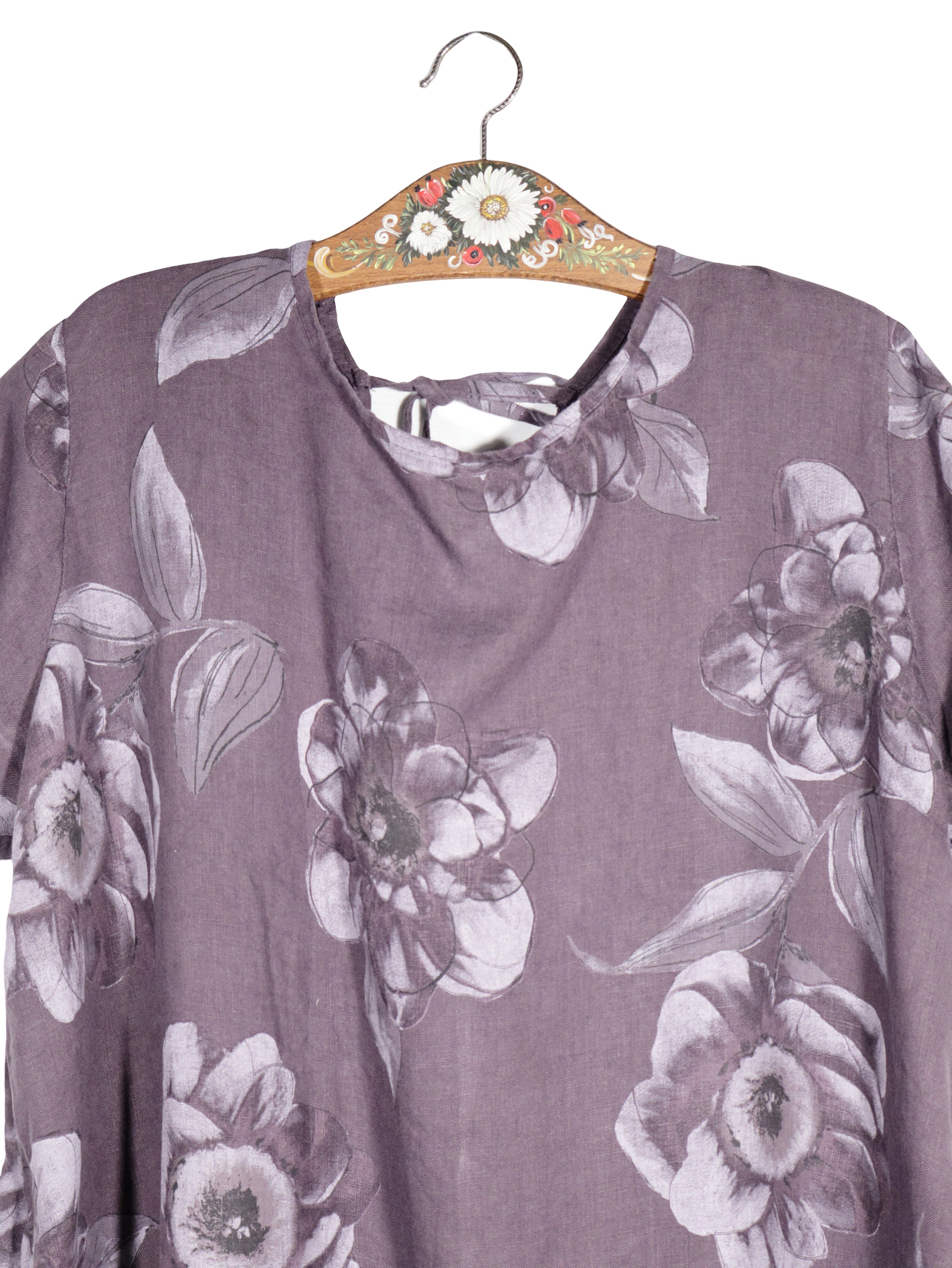Rochie Vigina Laur mov prună cu imprimeu floral mărime XL detaliu material și croială second-hand premium