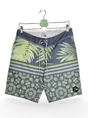 Pantaloni scurți - Quiksilver boardshorts gri cu print tropical – S – Bărbați - fata