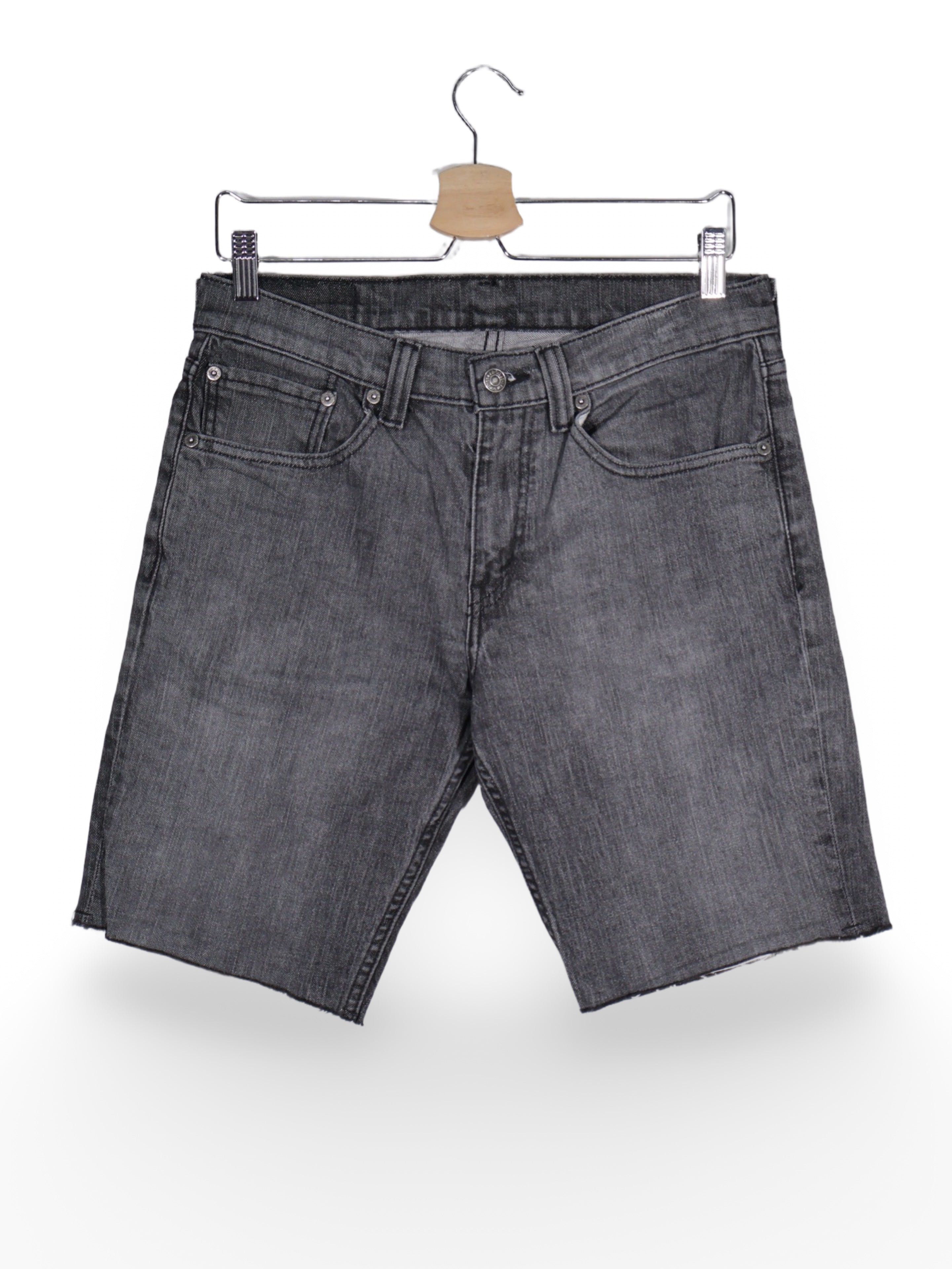 Blugi scurți denim gri inchis cu croiala dreapta – Levi's – S – Bărbați - fata