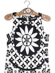 Rochie Desigual alb, negru mărime S detaliu material și croială second-hand premium