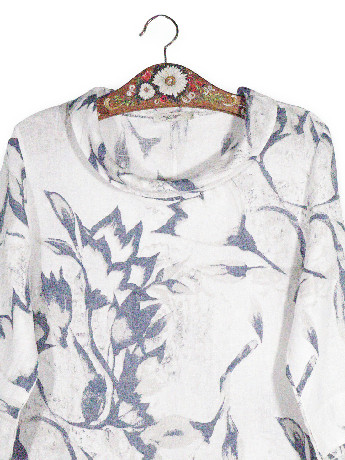 Bluza LUNGO LARNO alb cu imprimeu gri-violet mărime L detaliu material și croială second-hand premium