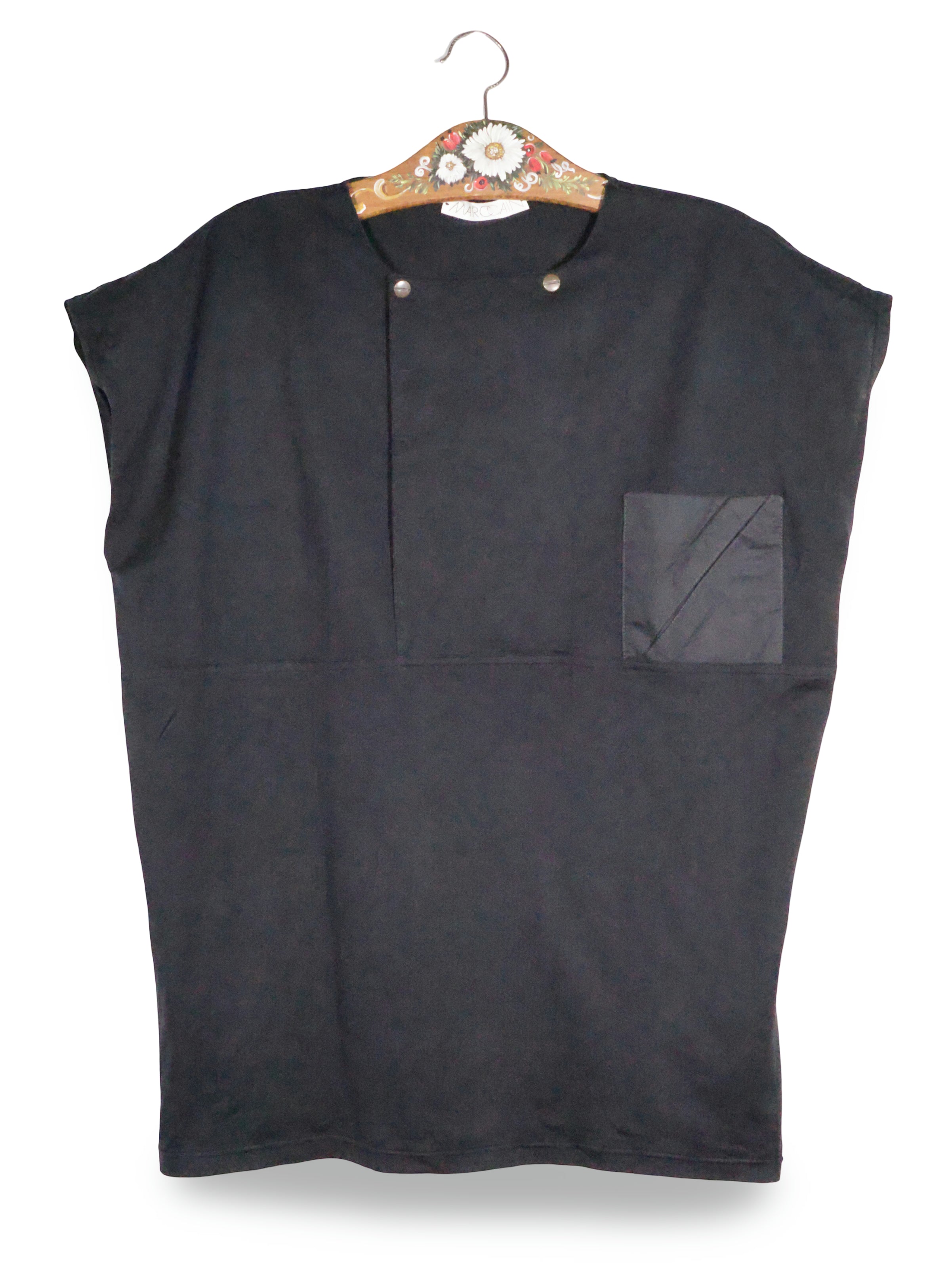 Tricou Marccain negru mărime XL vedere din față second-hand premium