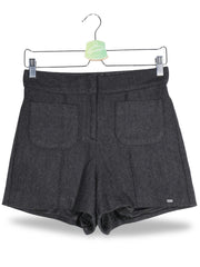 Pantaloni scurti Superdry gri închis mărime S vedere din față second-hand premium