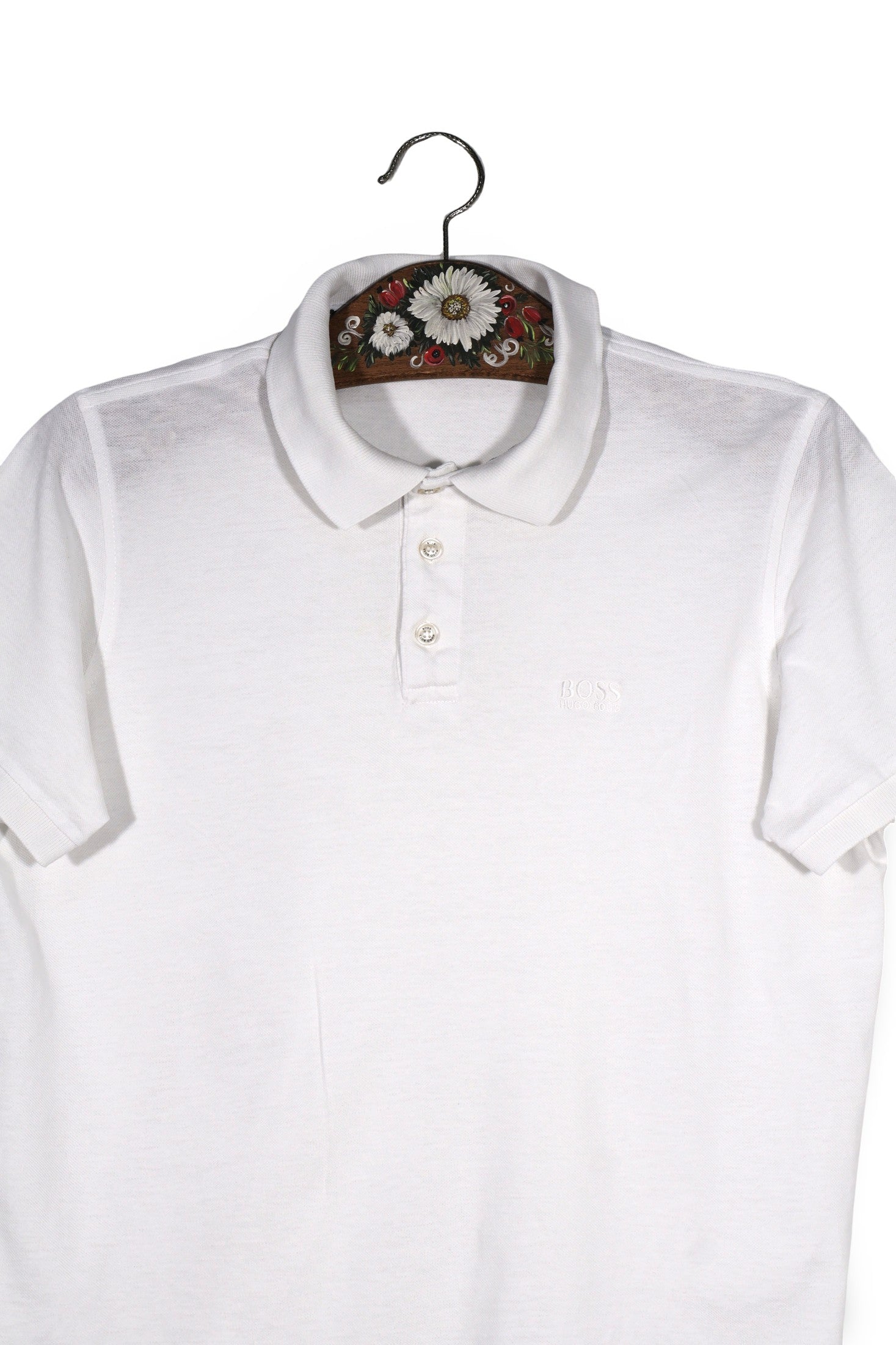 Tricou Hugo Boss alb mărime M detaliu material și croială second-hand premium