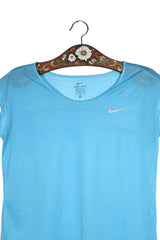 Tricou Nike albastru mărime M detaliu material și croială second-hand premium