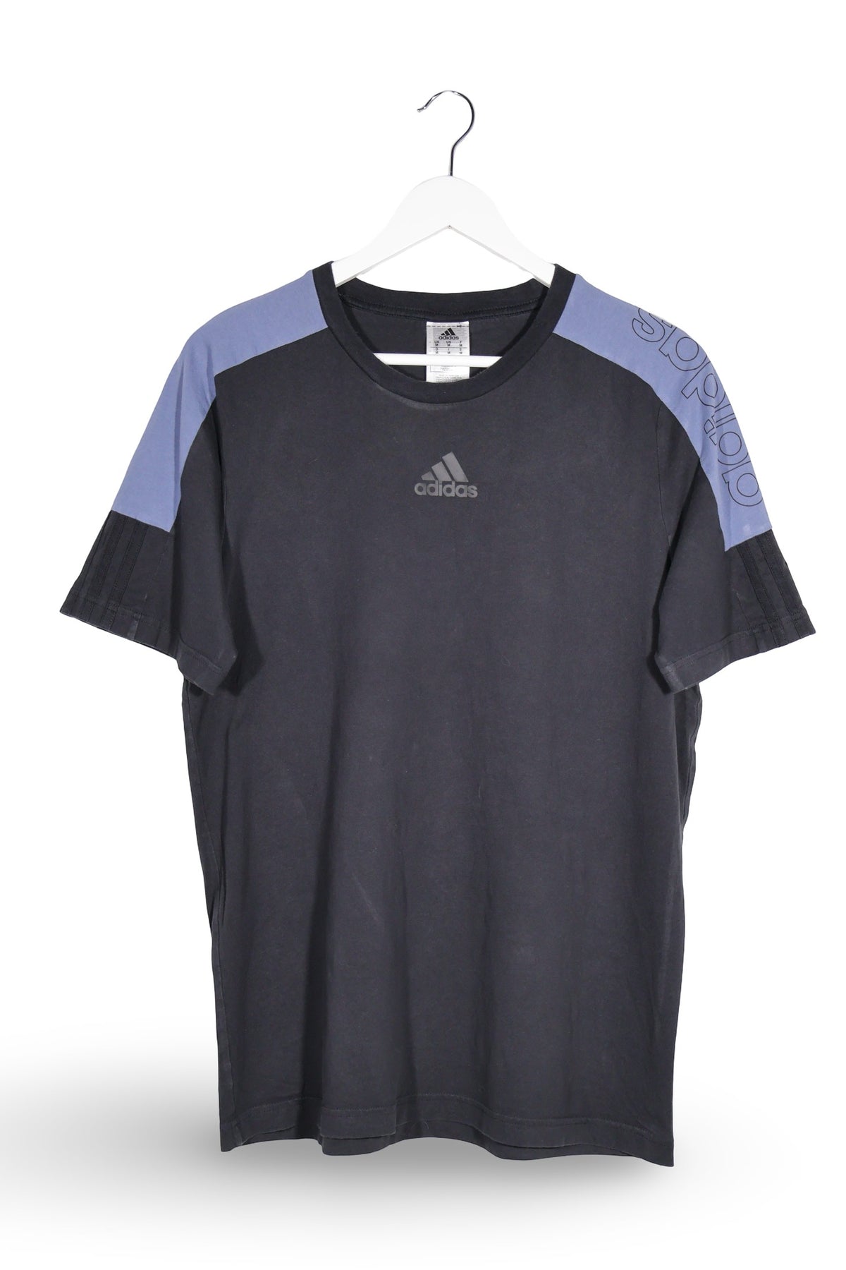 Tricou adidas negru, albastru mărime M vedere din față second-hand premium