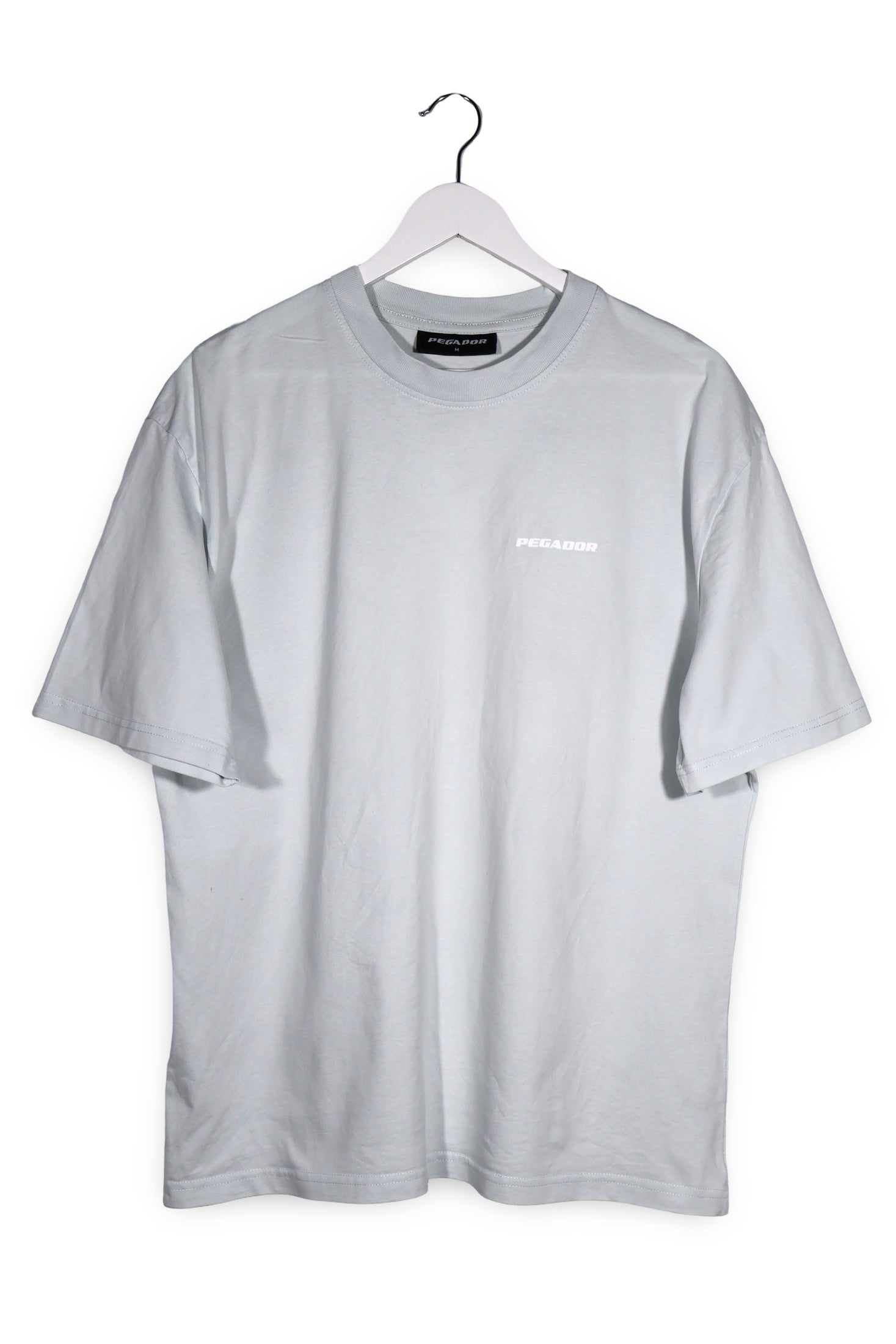 Tricou PEGADOR gri deschis mărime M vedere din față second-hand premium