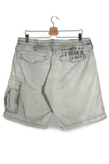 Pantaloni scurti Jack & Jones gri-verde deschis mărime L vedere din spate second-hand premium