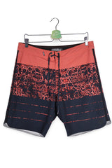Pantaloni scurti O'Neill coral și bleumarin mărime S vedere din față second-hand premium