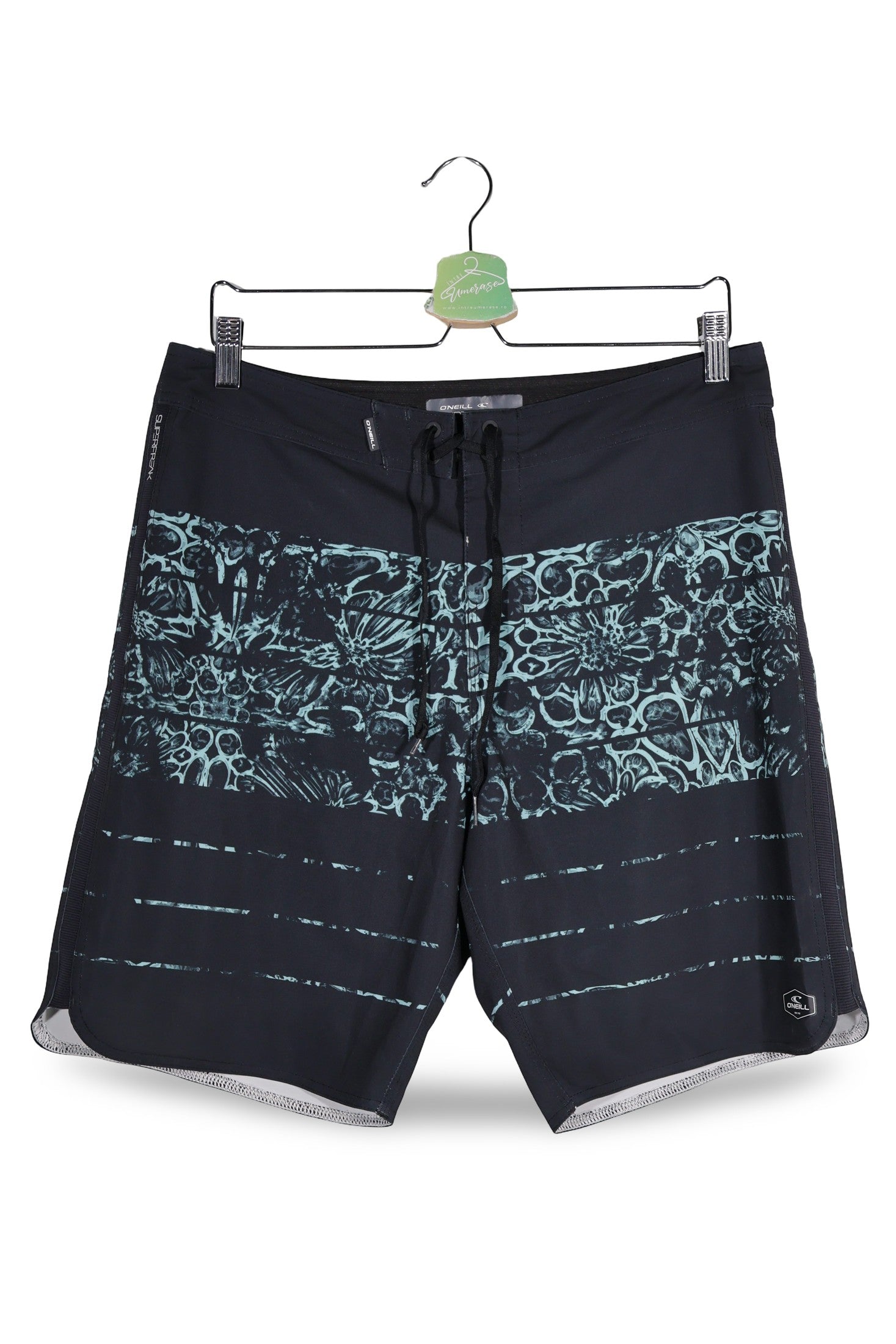 Pantaloni scurti O'Neill negru cu print albastru-verzui mărime S vedere din față second-hand premium