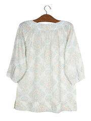 Camasa Lands' End alb cu imprimeu pastel bleu, bej si verde mărime M vedere din spate second-hand premium