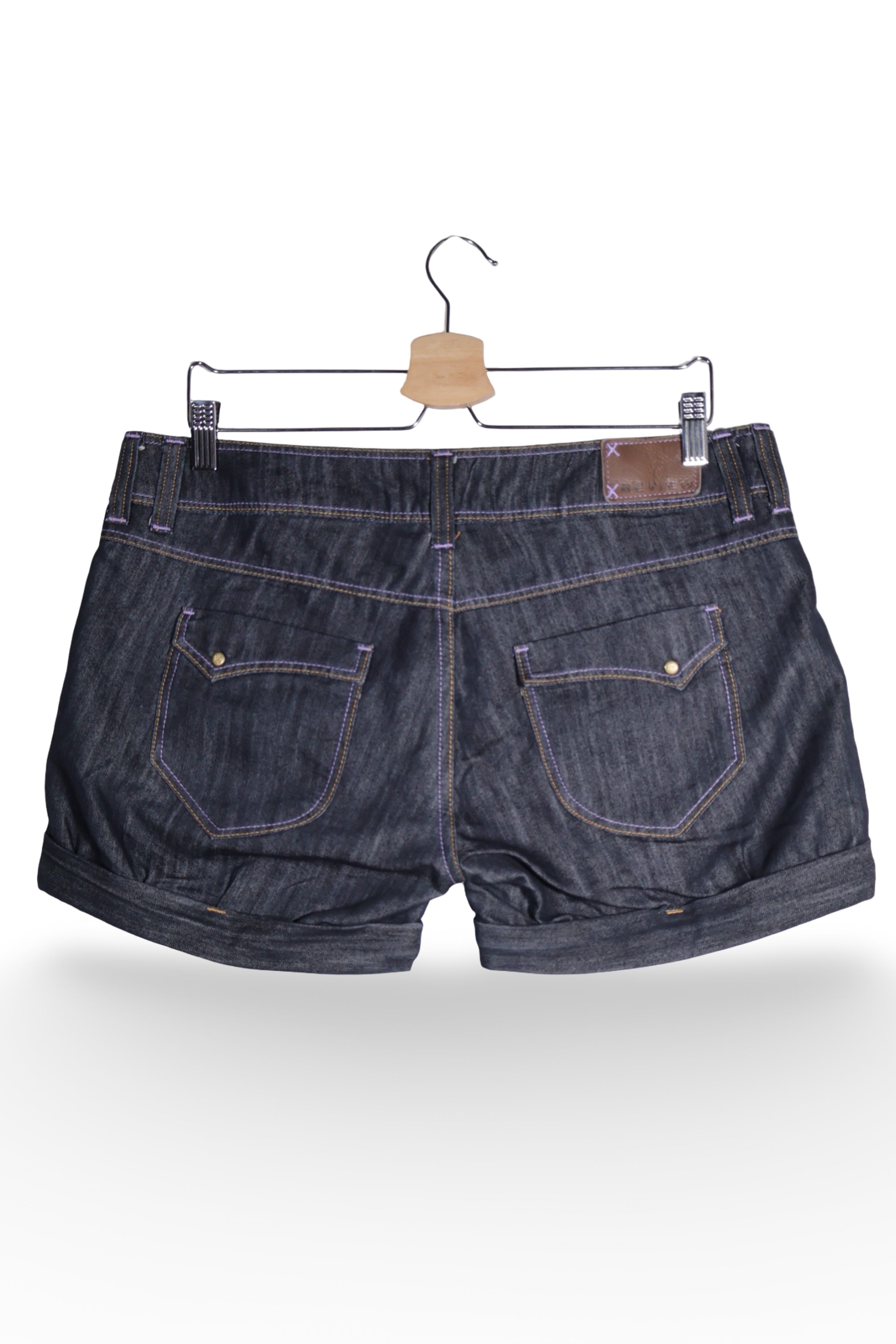 Pantaloni scurți - Premium denim albastru inchis cu mansete rasfrante – L – Femei - spate