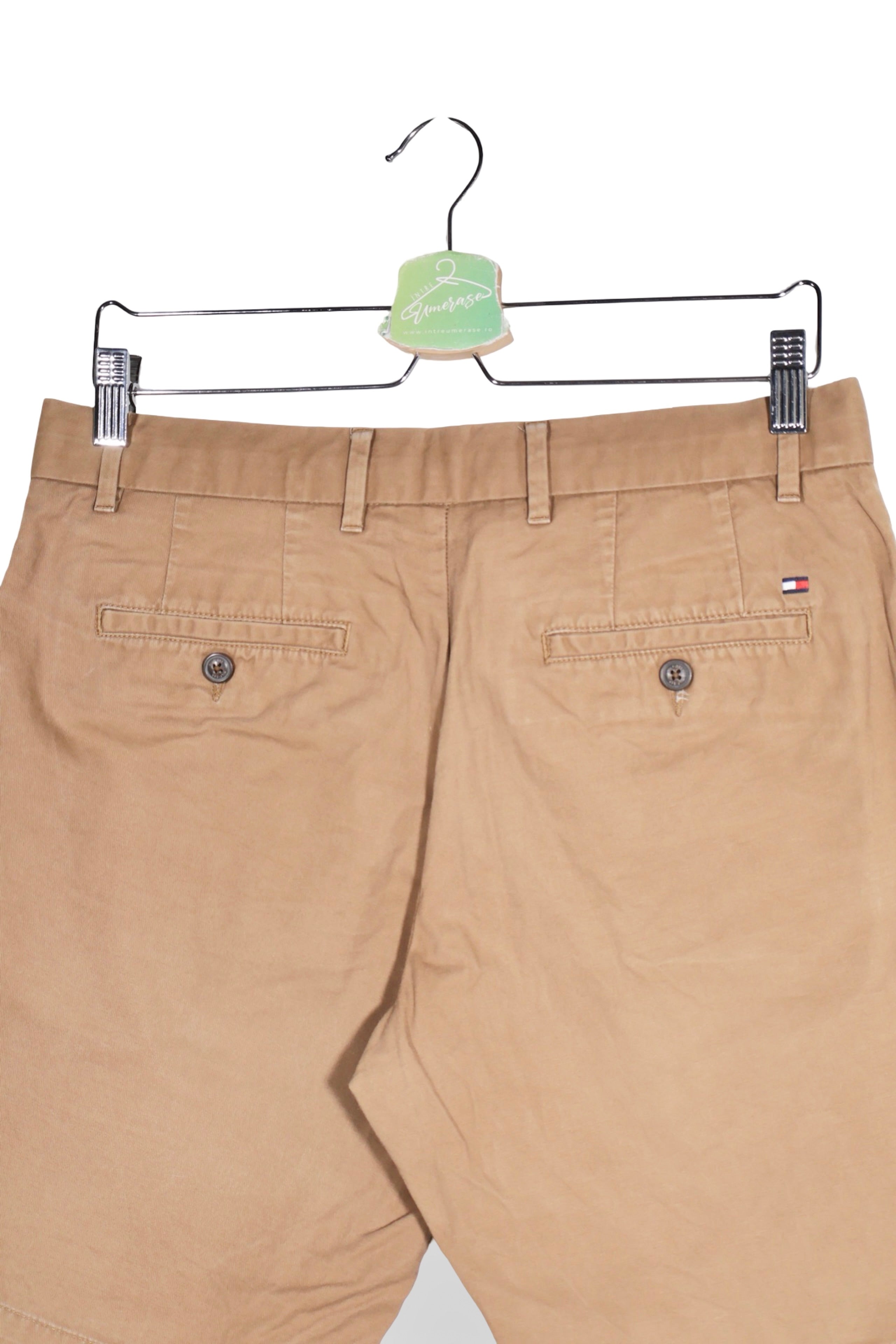 Pantaloni scurți - Tommy Hilfiger chino bej din bumbac – M – Bărbați - spate
