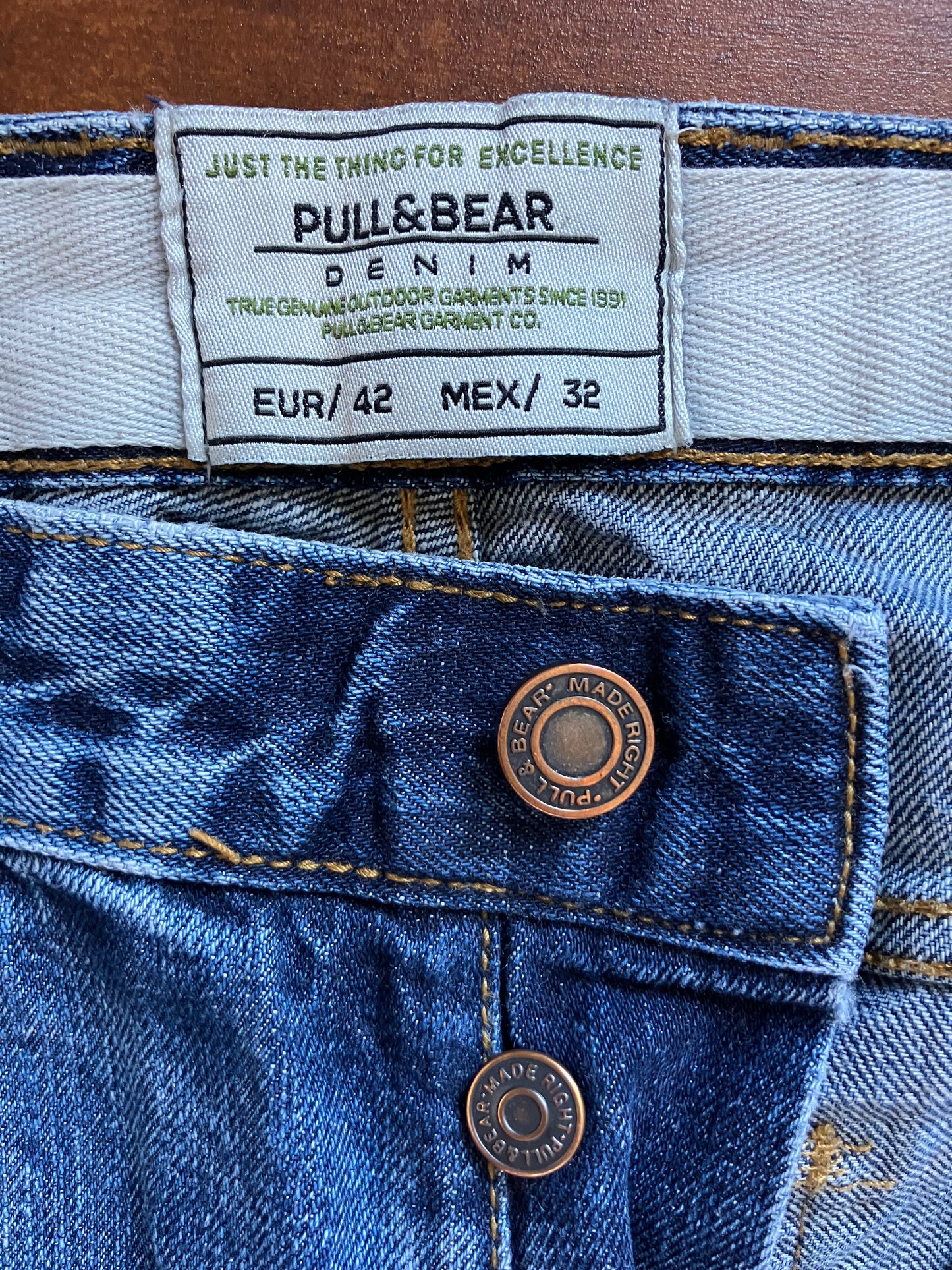 Blugi Pull&Bear - mărimea EUR42 - W32