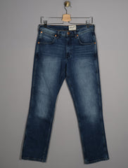 Blugi Wrangler - mairmea S W30/L32 - Barbati
