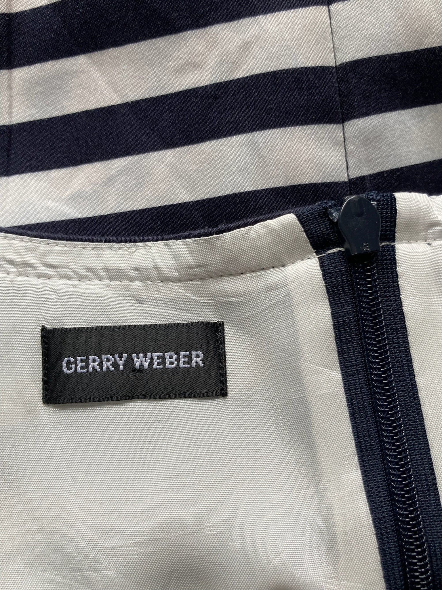Rochie Gerry Weber - mariimea L