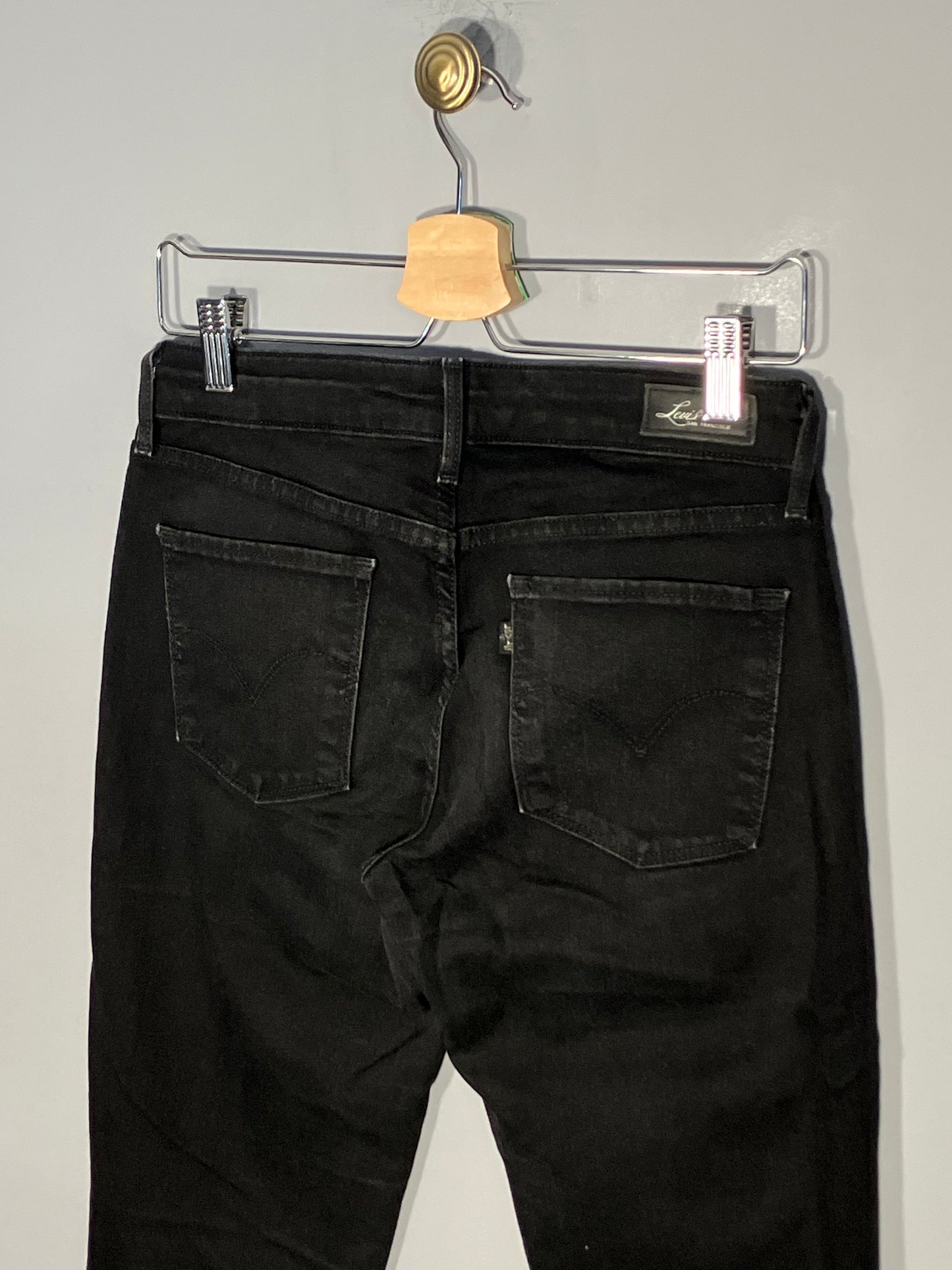 Blugi Levi's - marimea W28/L32