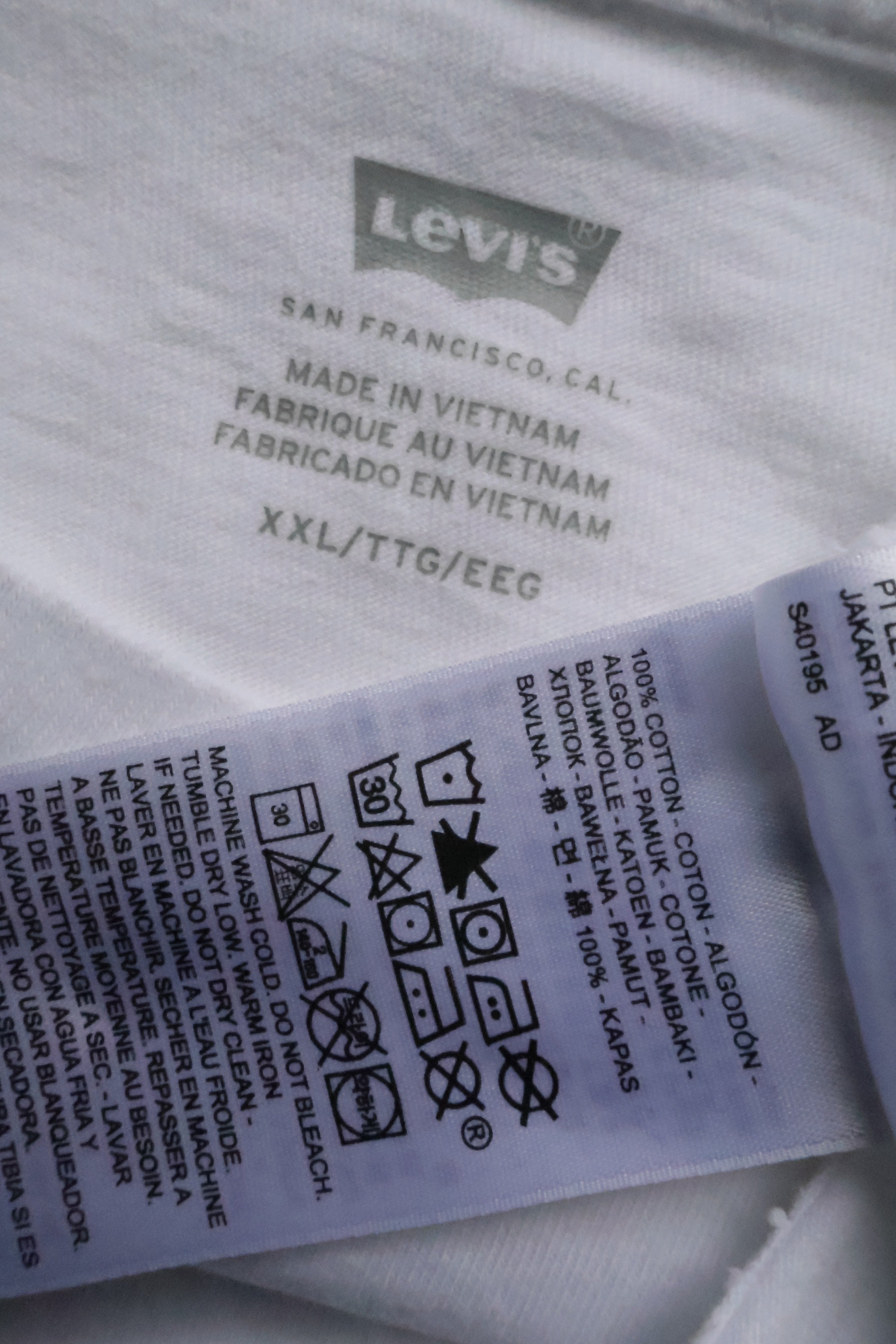 Tricou Levi's - marimea XXL - Femei