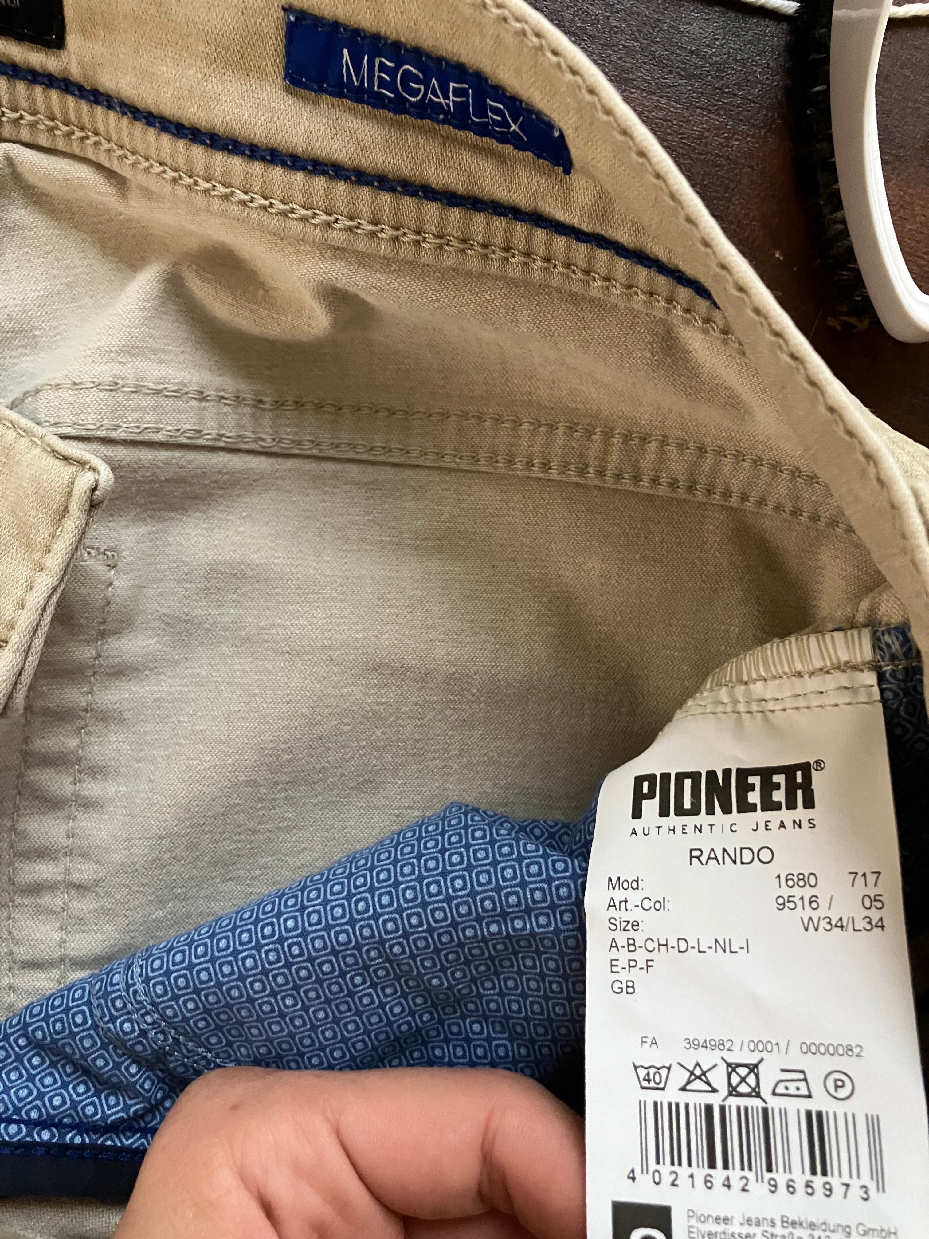 Pantaloni Pioneer - marimea W34/L34 - M