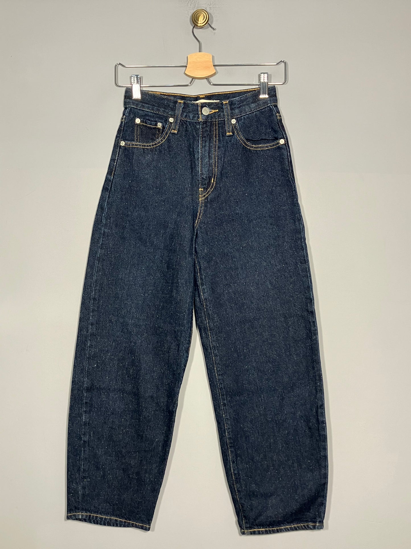 Blugi Levi's - marimea W24 - XS