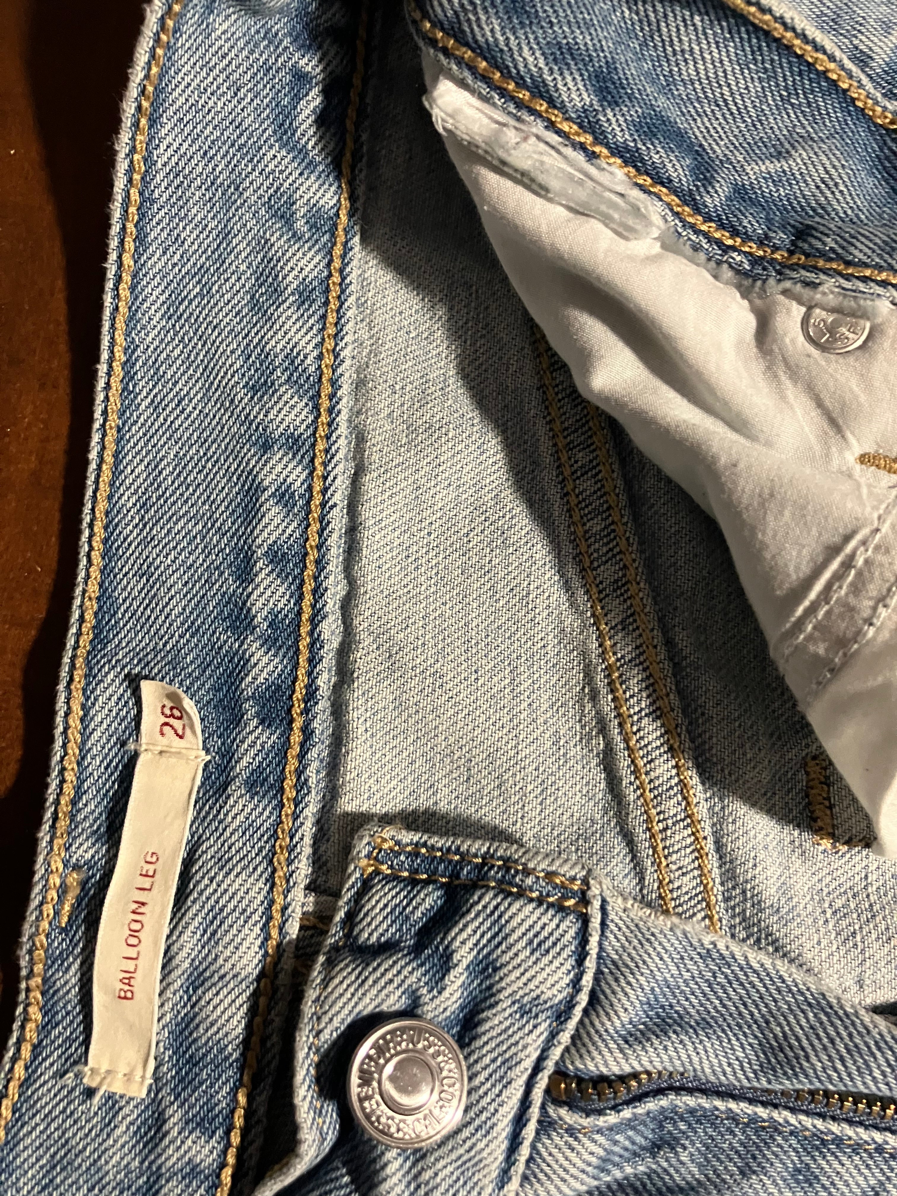 Blugi Levi's  - marimea S W26