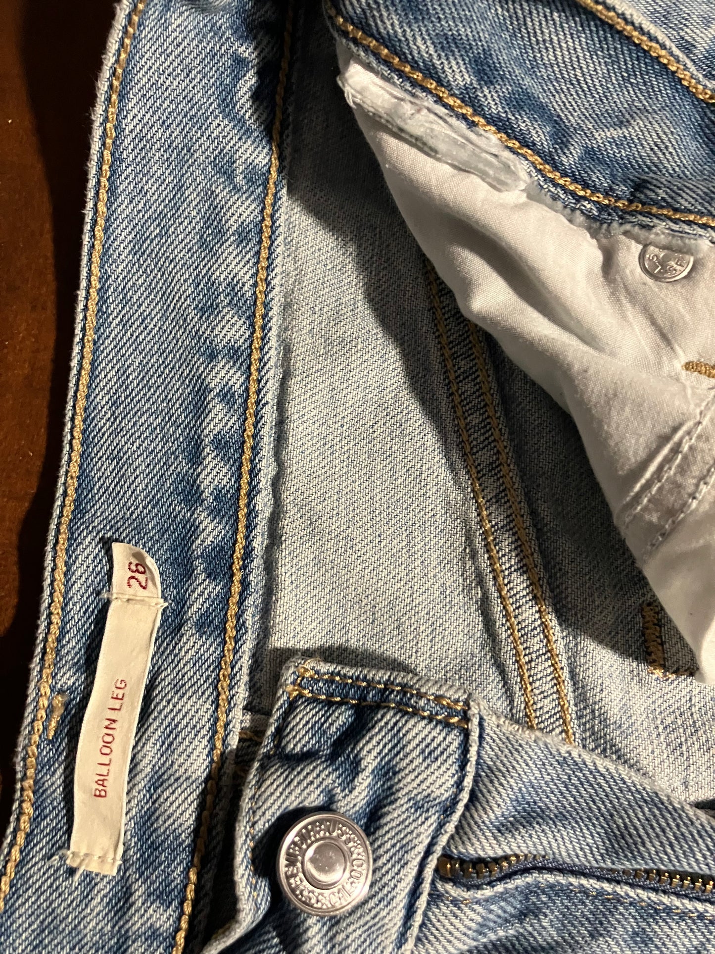 Blugi Levi's  - marimea W26