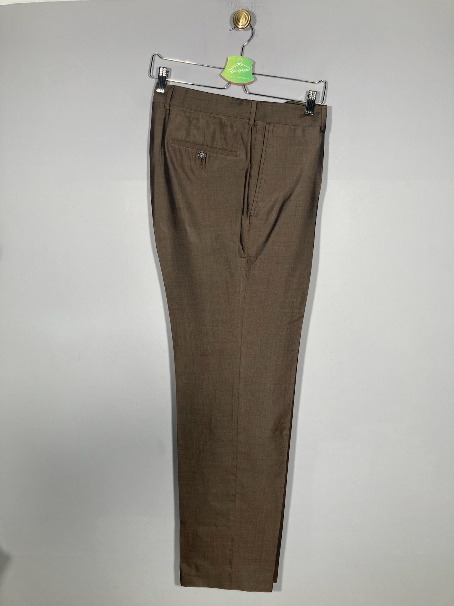 Costum Hugo Boss (100% matase) - marimea 52 - L