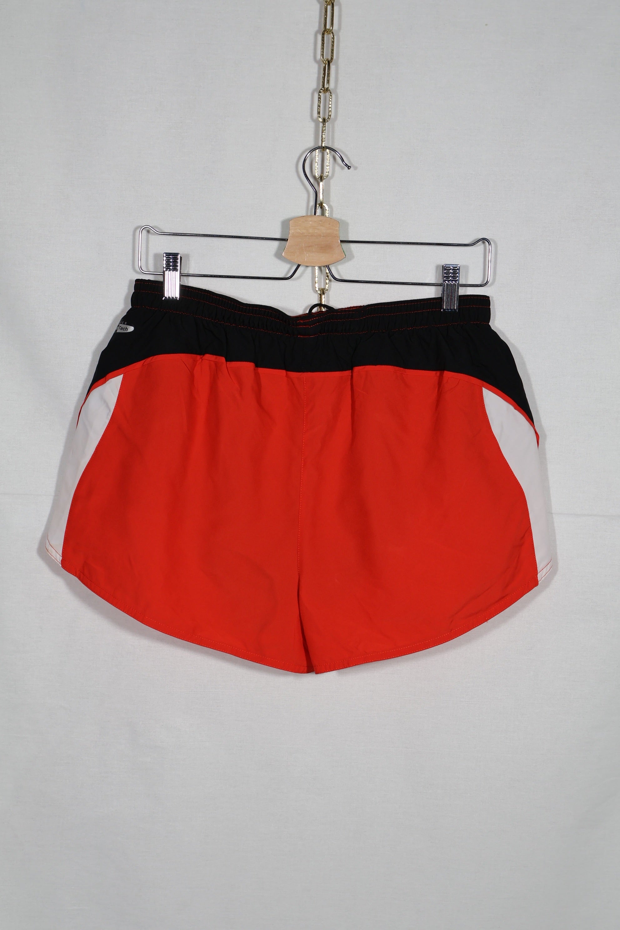 Pantaloni scurti Asics - marimea L - Femei