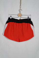 Pantaloni scurti Asics - marimea L - Femei
