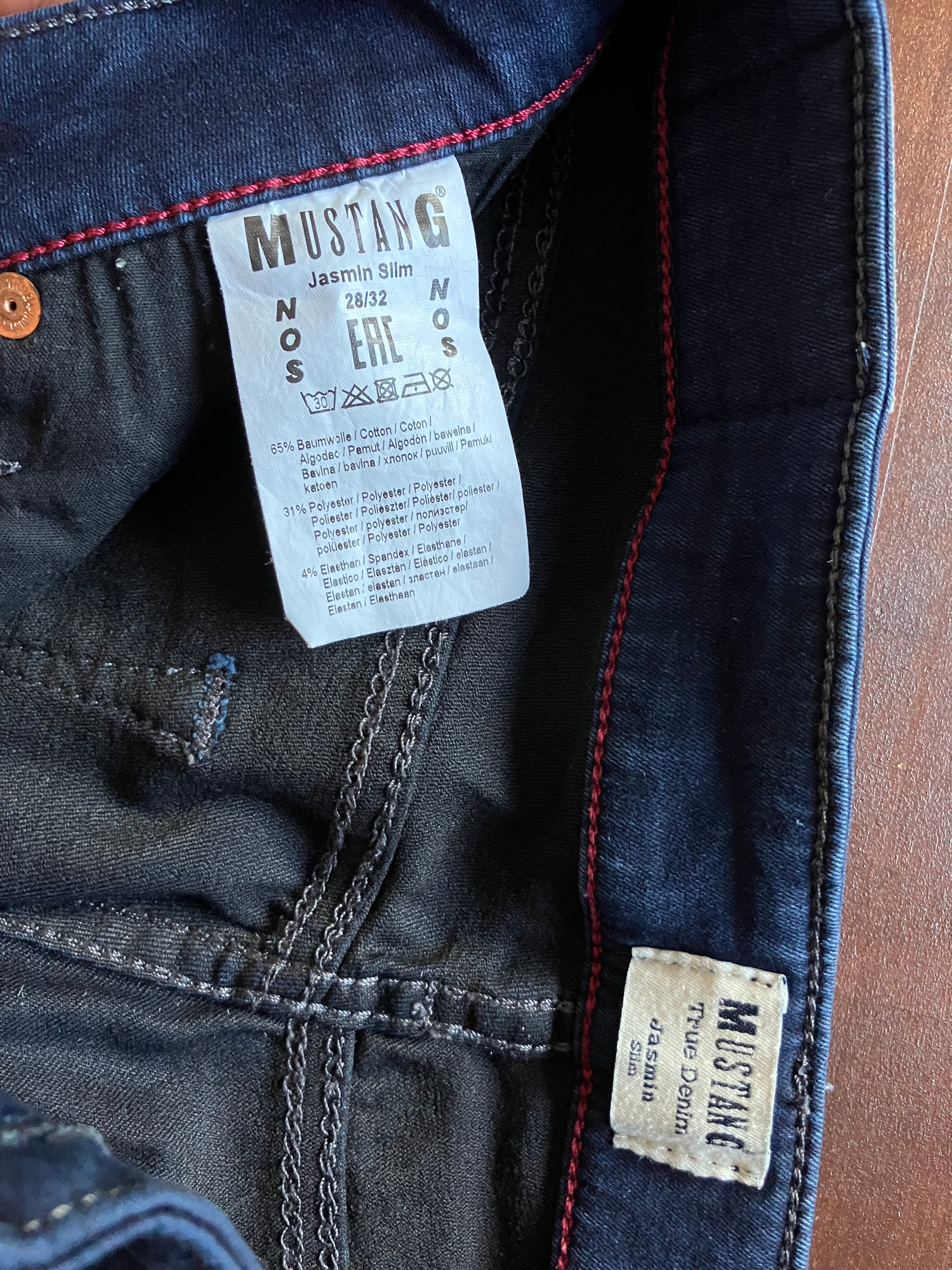 Blugi Mustang - marimea S W27/L32