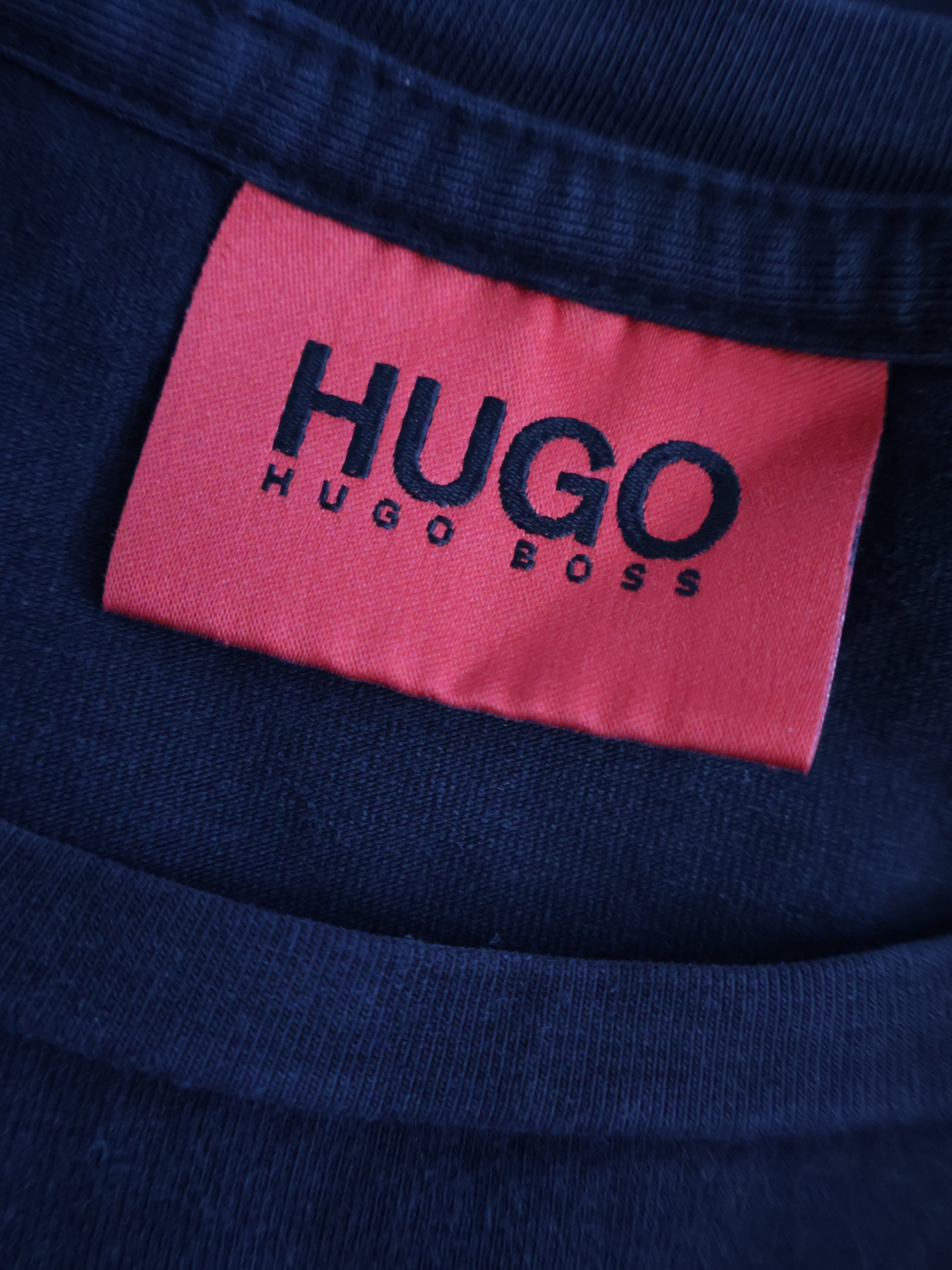 Tricou Hugo Boss - marimea XL - Barbati
