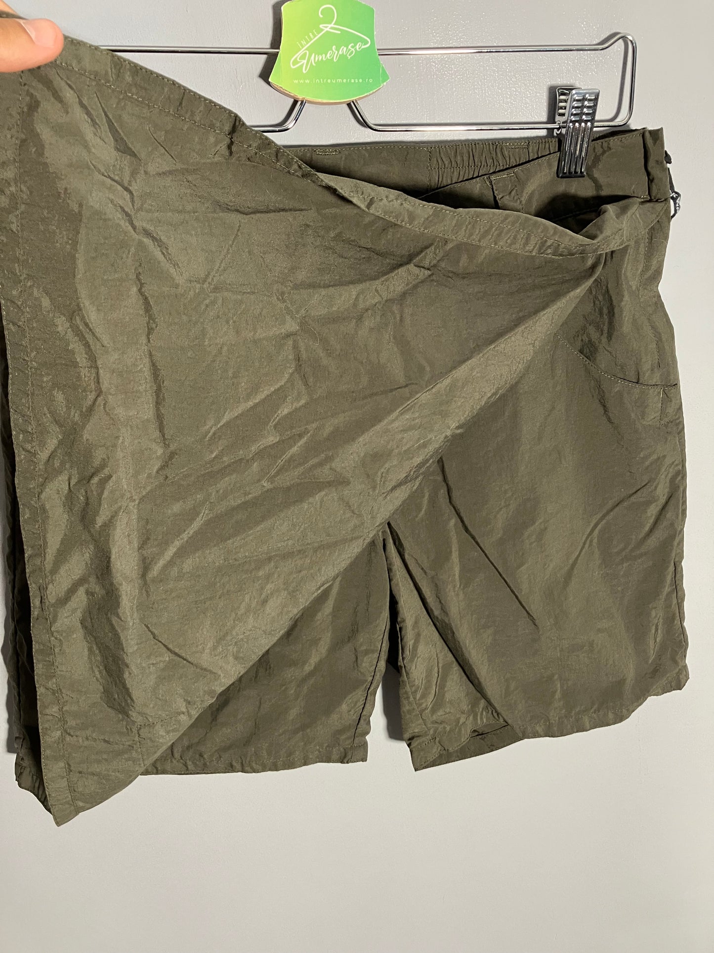 Fusta/pantaloni scurti Jack Wolfskin - marimea 38 - M