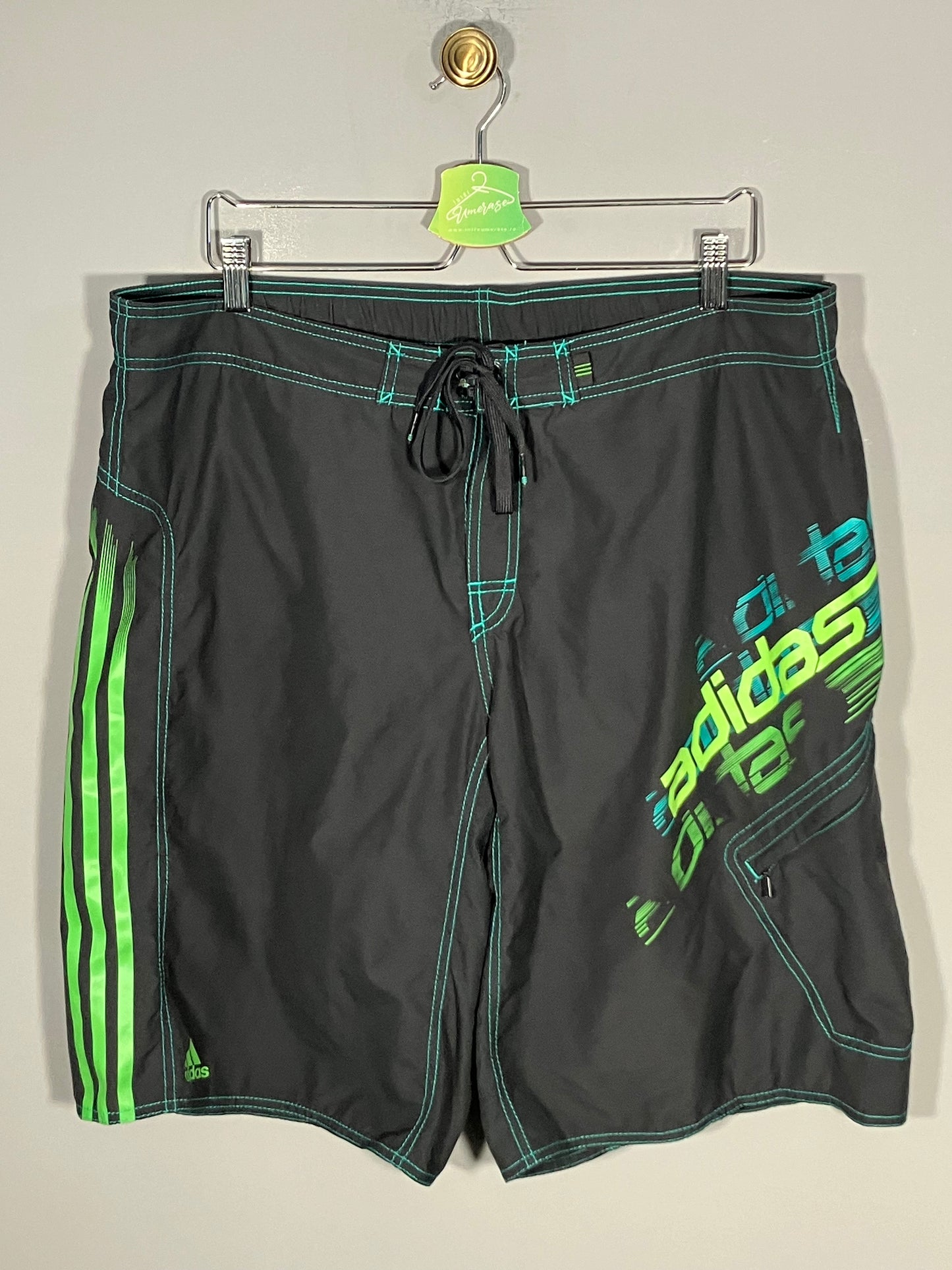 Pantaloni scurti (inot) Adidas - marimea XL