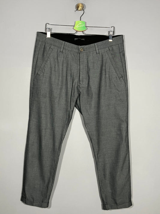 Pantaloni DryKorn - marimea W34/L32 - M/L