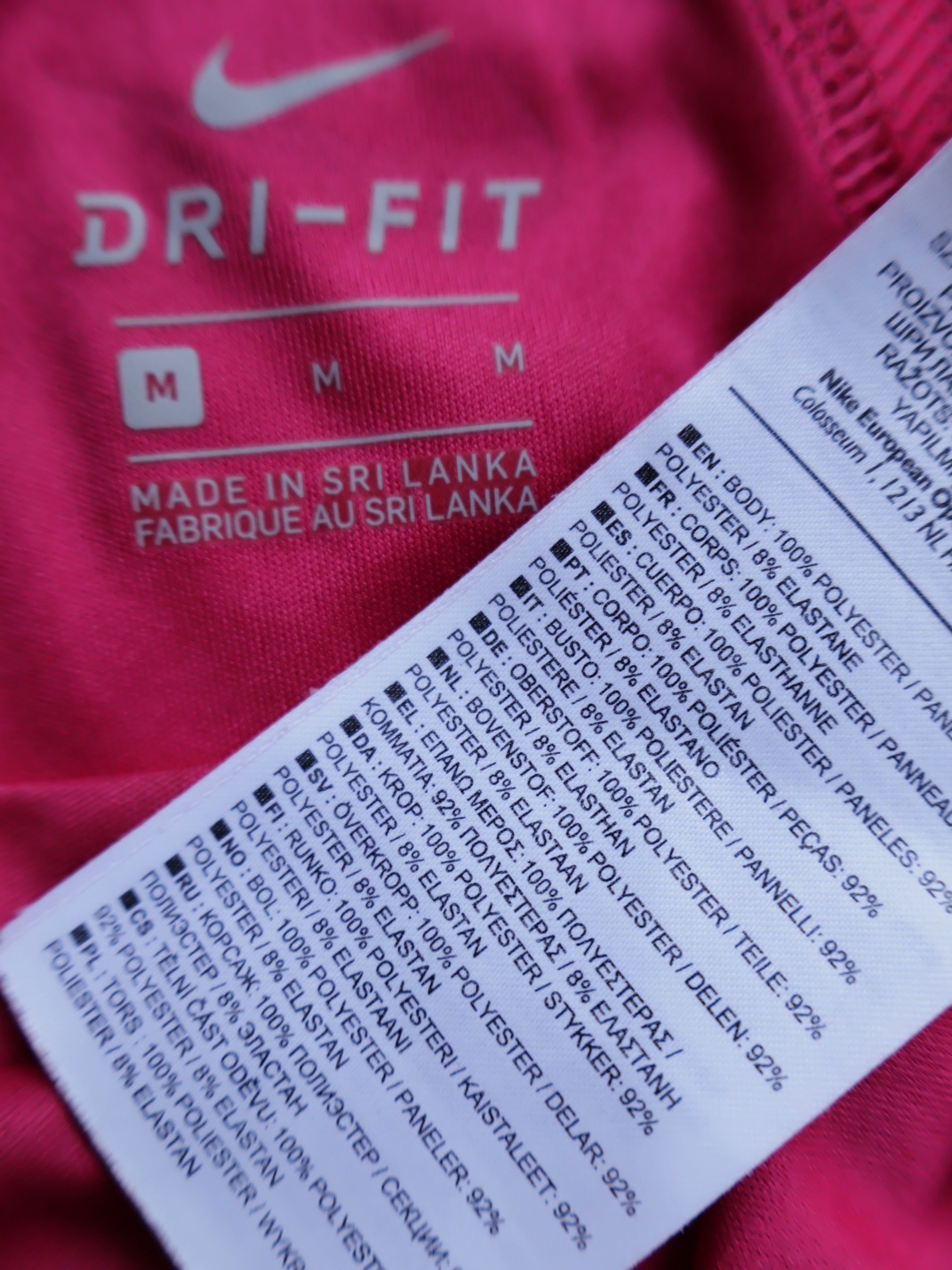 Tricou Nike - marimea M - Femei