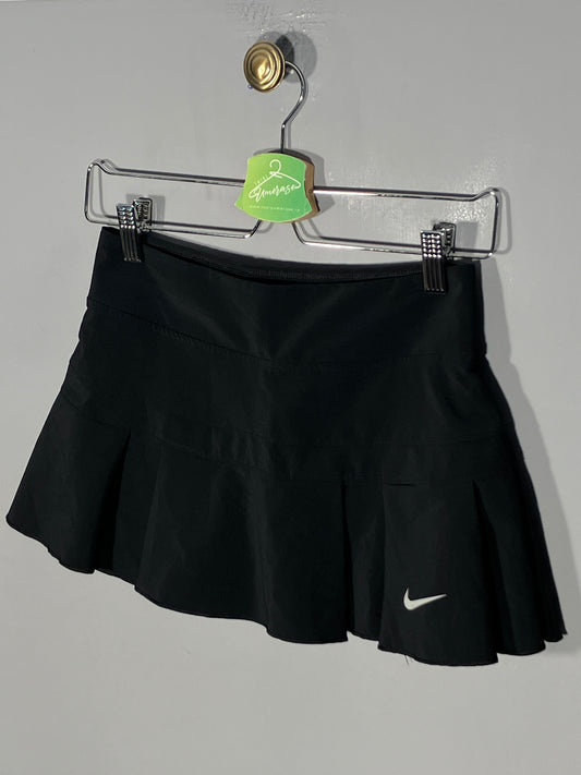 Pantaloni scurti (fusta) Nike - marimea XS