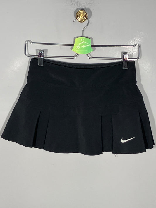 Pantaloni scurti (fusta) Nike - marimea XS