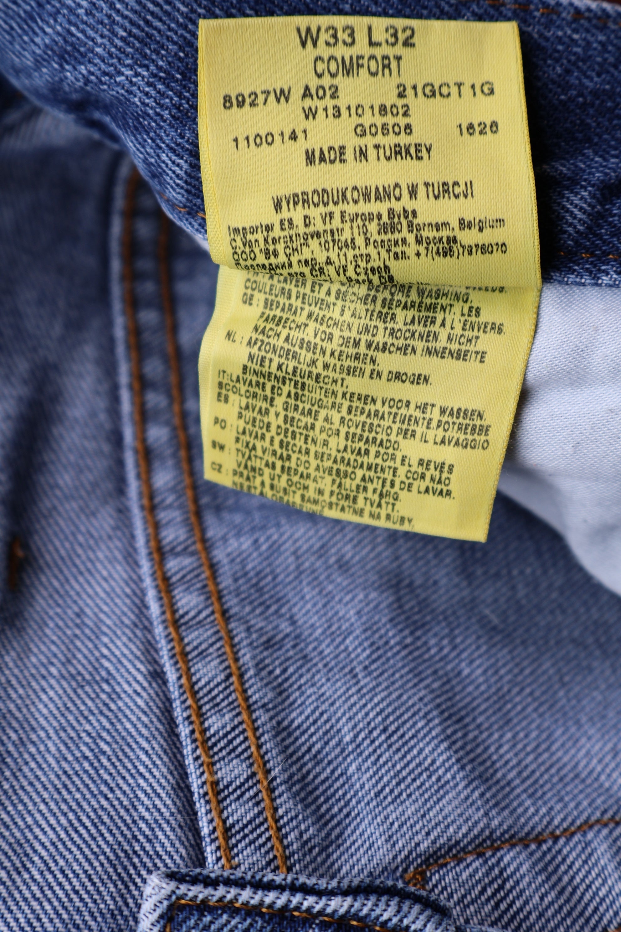 Blugi Wrangler - marimea S/M W33/L32 - Barbati