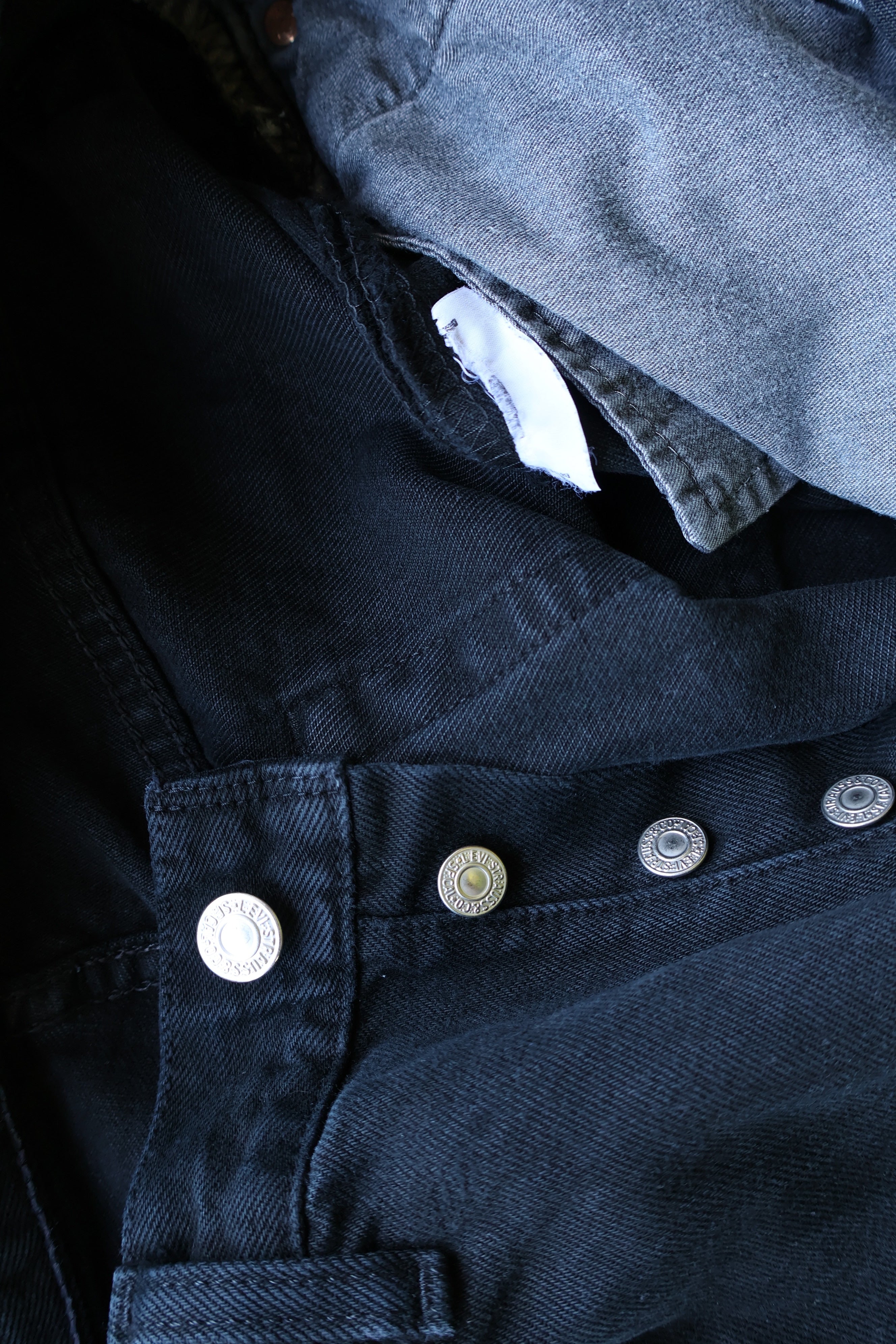 Blugi Levi's 501 - marimea L W33/L30 - Femei