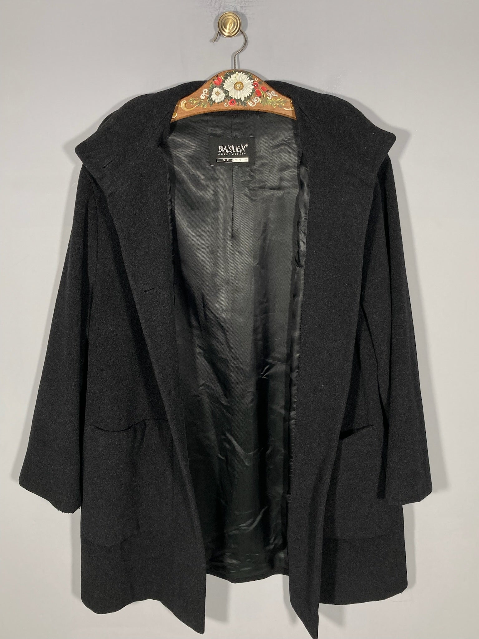 Palton (70%lana/10%angora) Basler - marimea L/XL - Femei