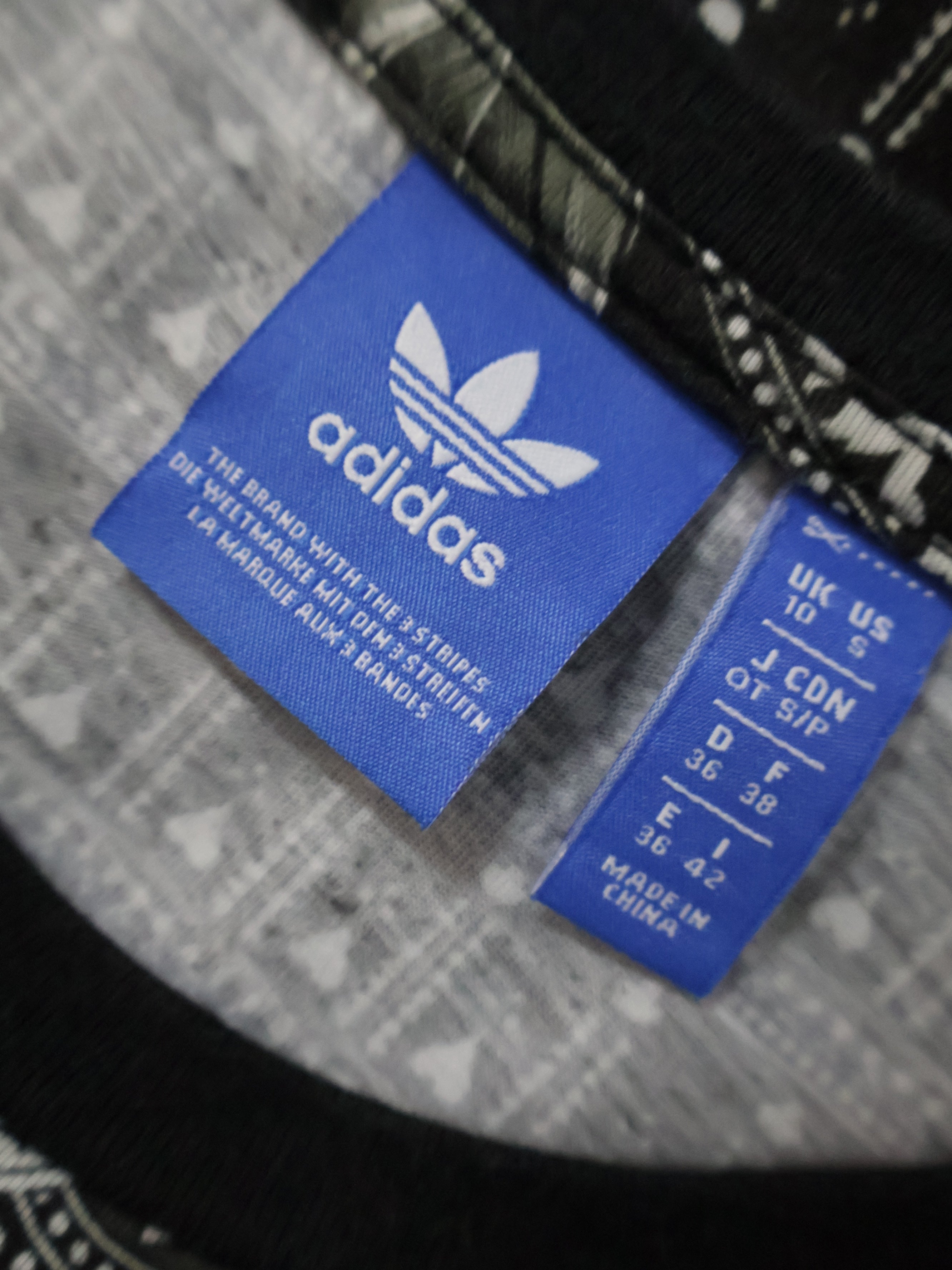 Tricou Adidas - marimea S - Femei