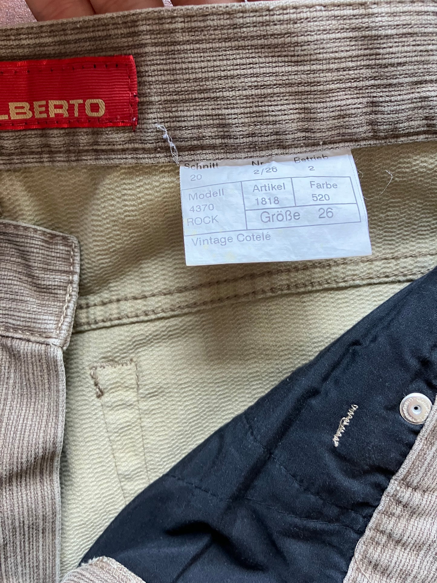 Pantaloni Alberto - marimea 26 / W38 - XL