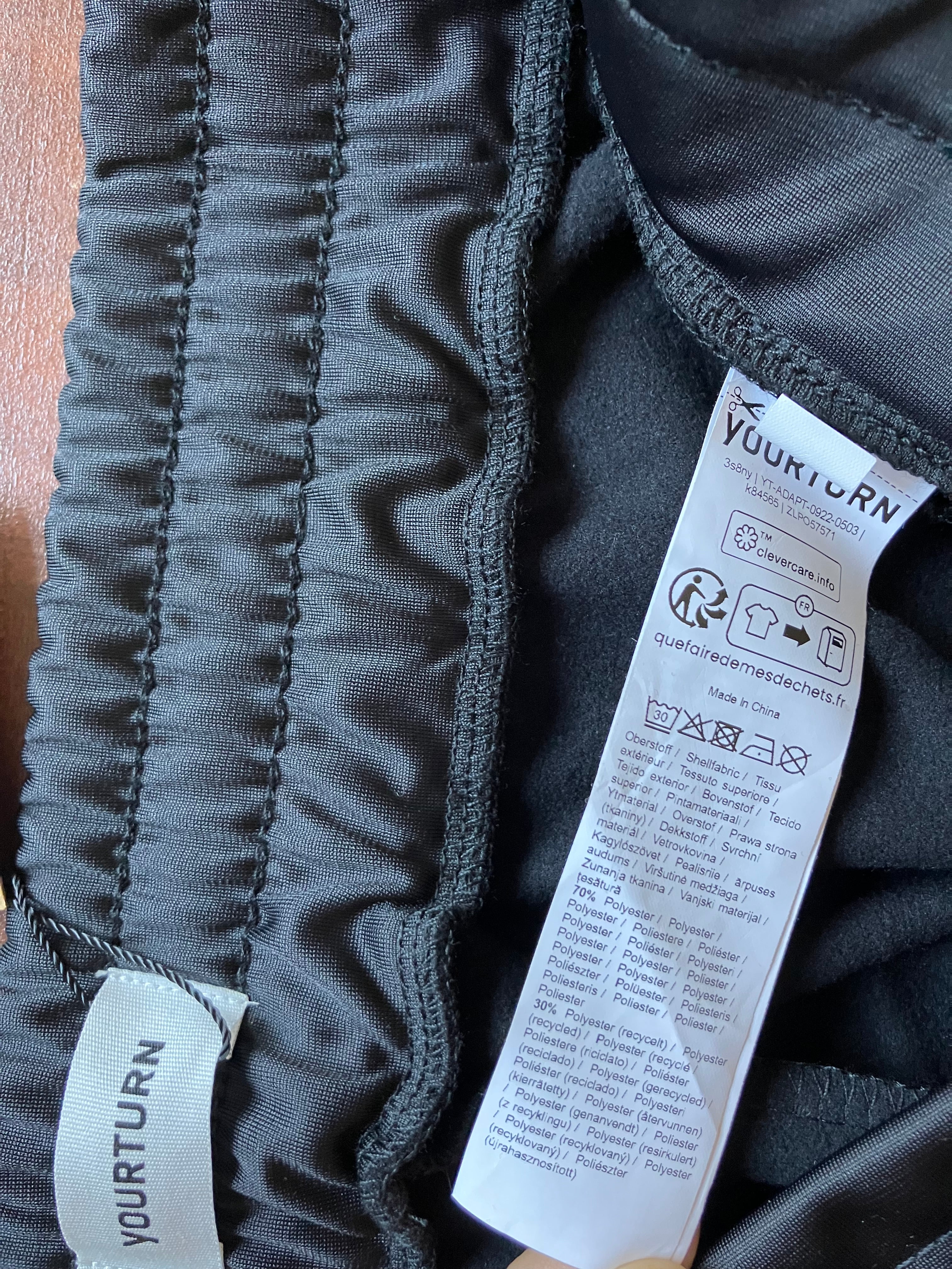Pantaloni yourturn - marimea M