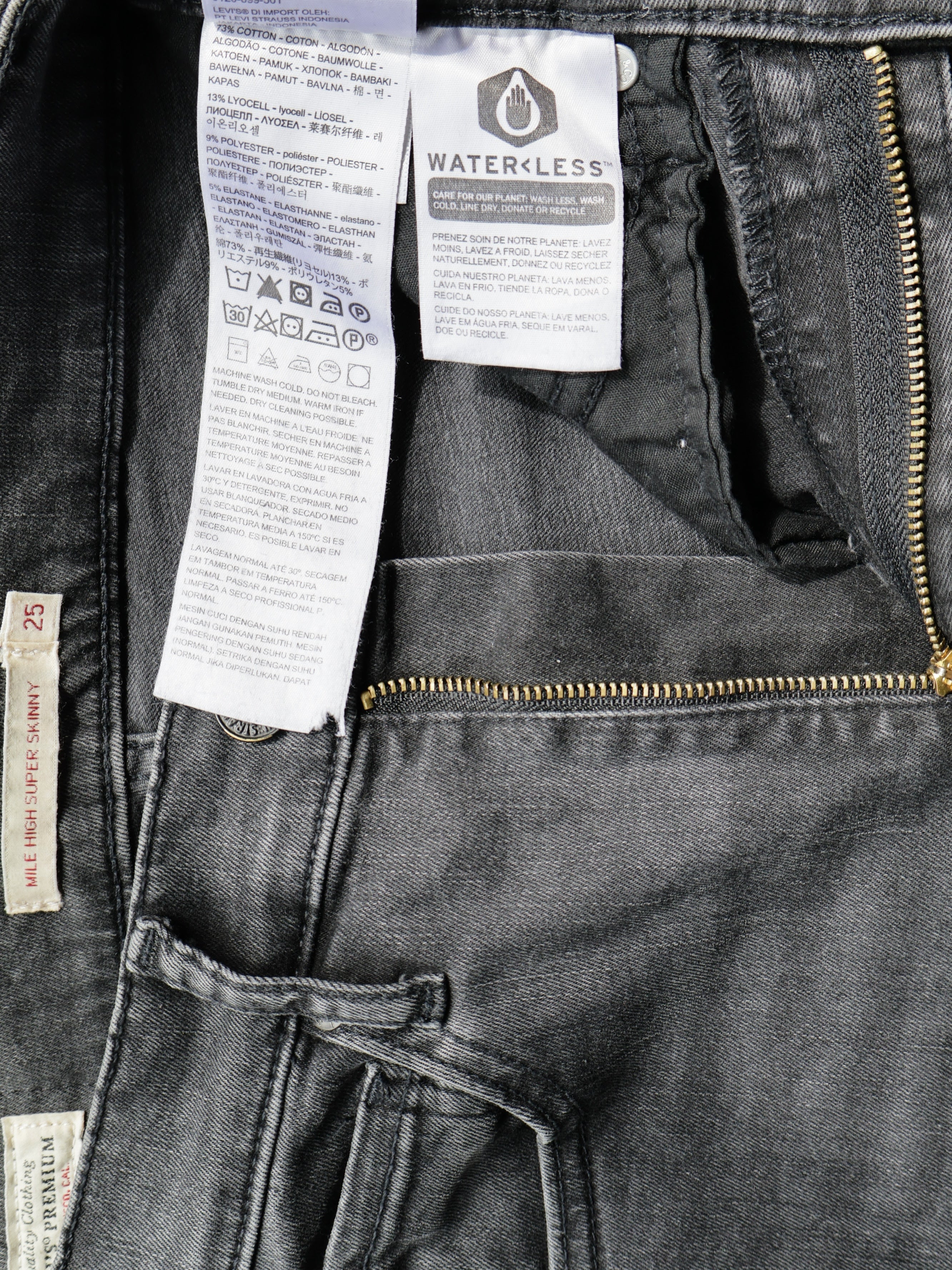 Blugi Levi's marimea XS W25 - Femei