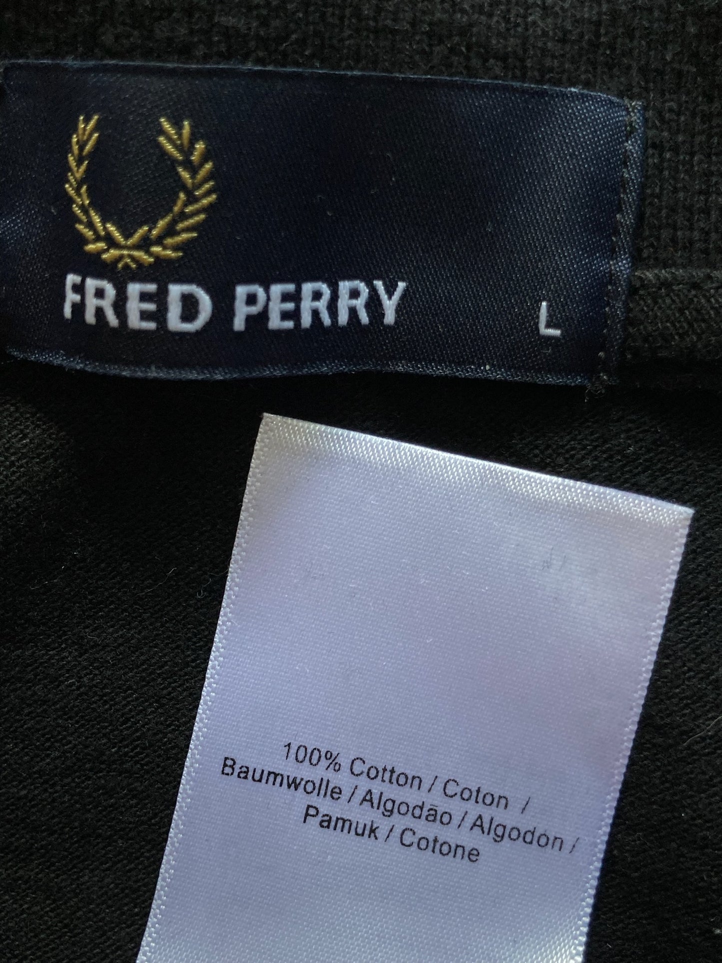 Tricou Fred Perry - marimea M/L (slim)