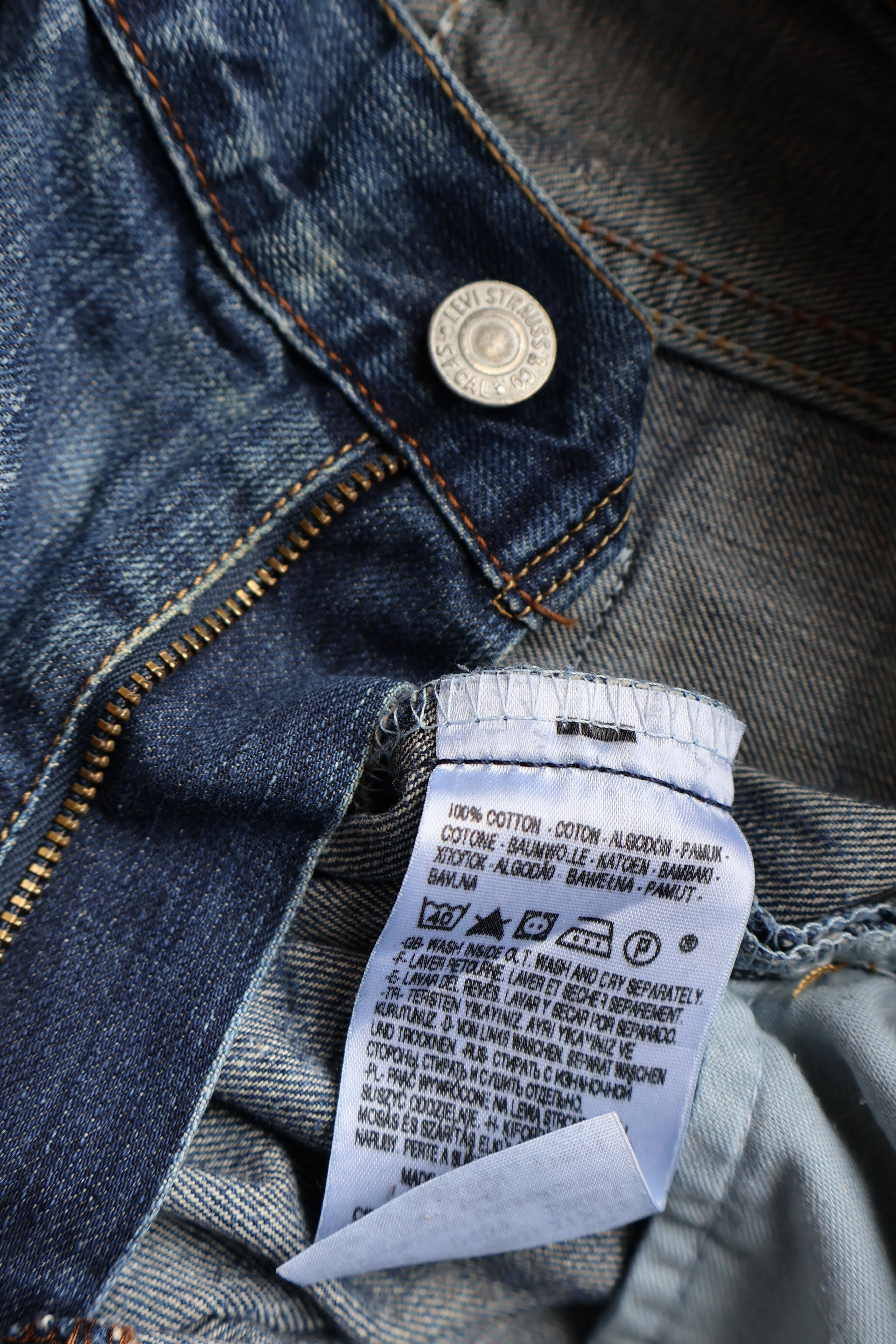Blugi Levi's - marimea S/M W31/L32 - Barbati