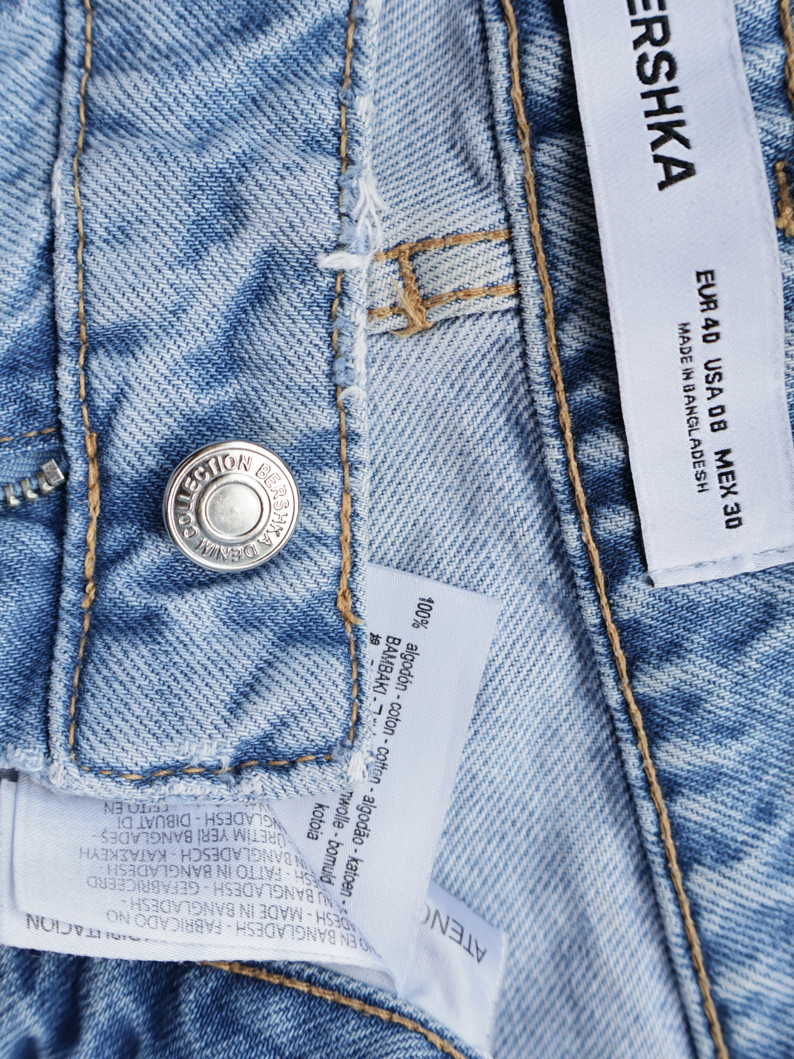 Blugi Bershka - marimea M/L W30 - Femei
