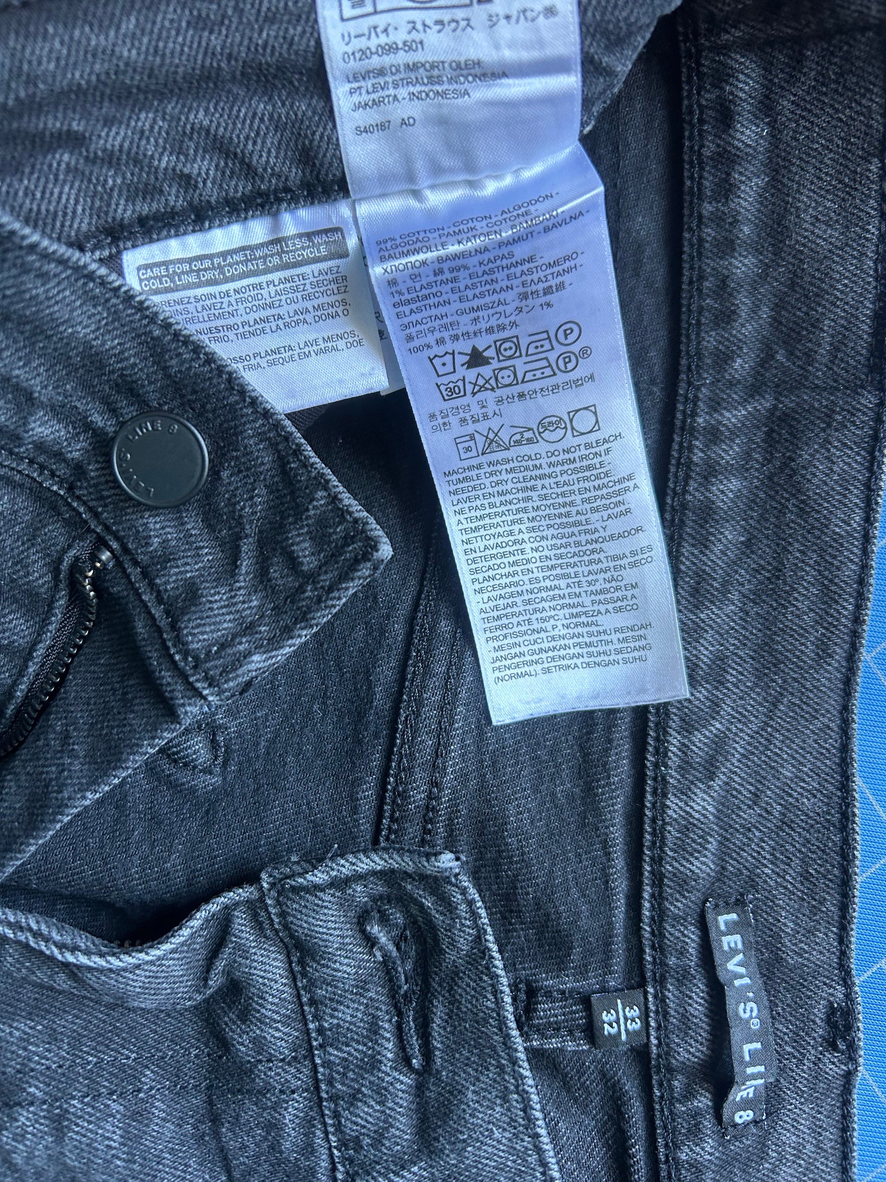 Blugi Levi's - marimea L W32 - Femei