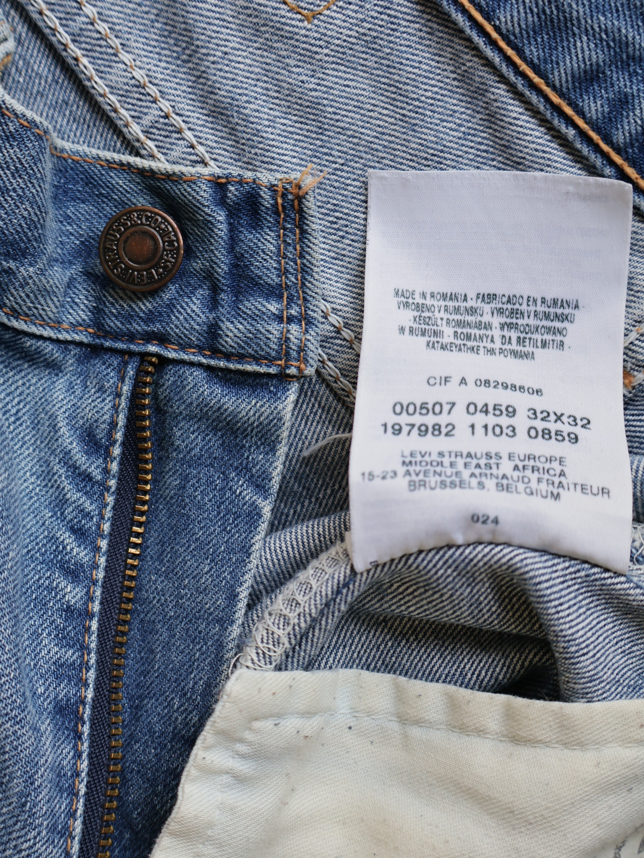 Blugi Levi's 507 - marimea M W32/L32 - Barbati