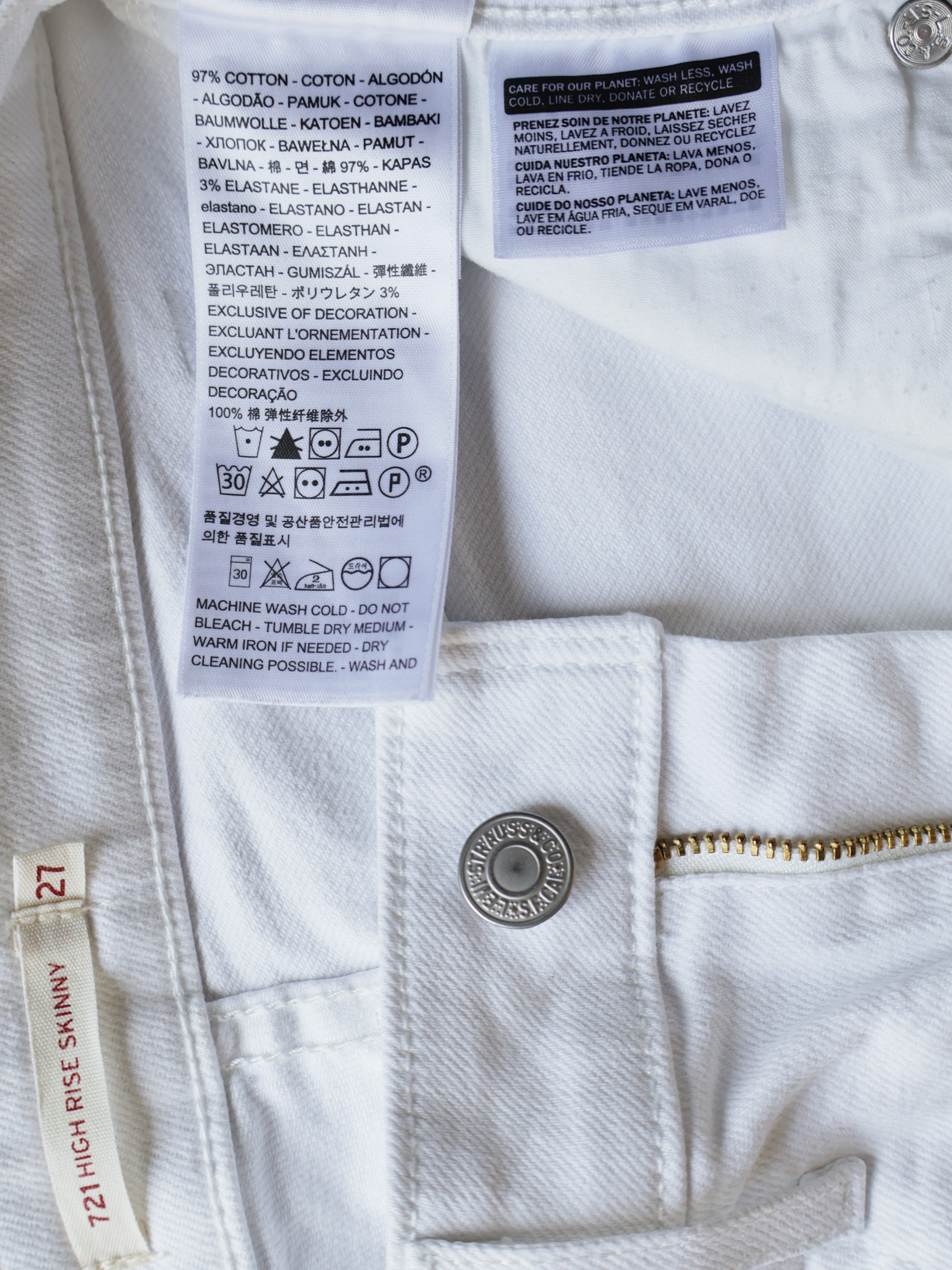 Blugi Levi's - marimea S W27 - Femei